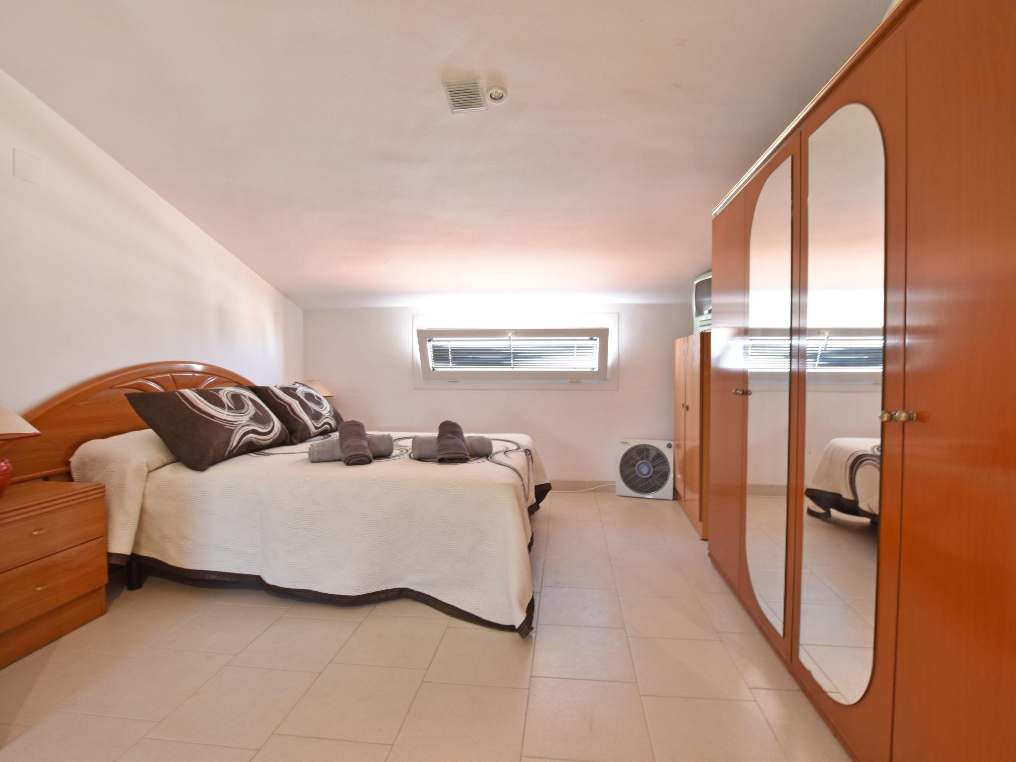 Foto 29 - Casa de 3 habitaciones en Torredembarra con piscina y vistas al mar