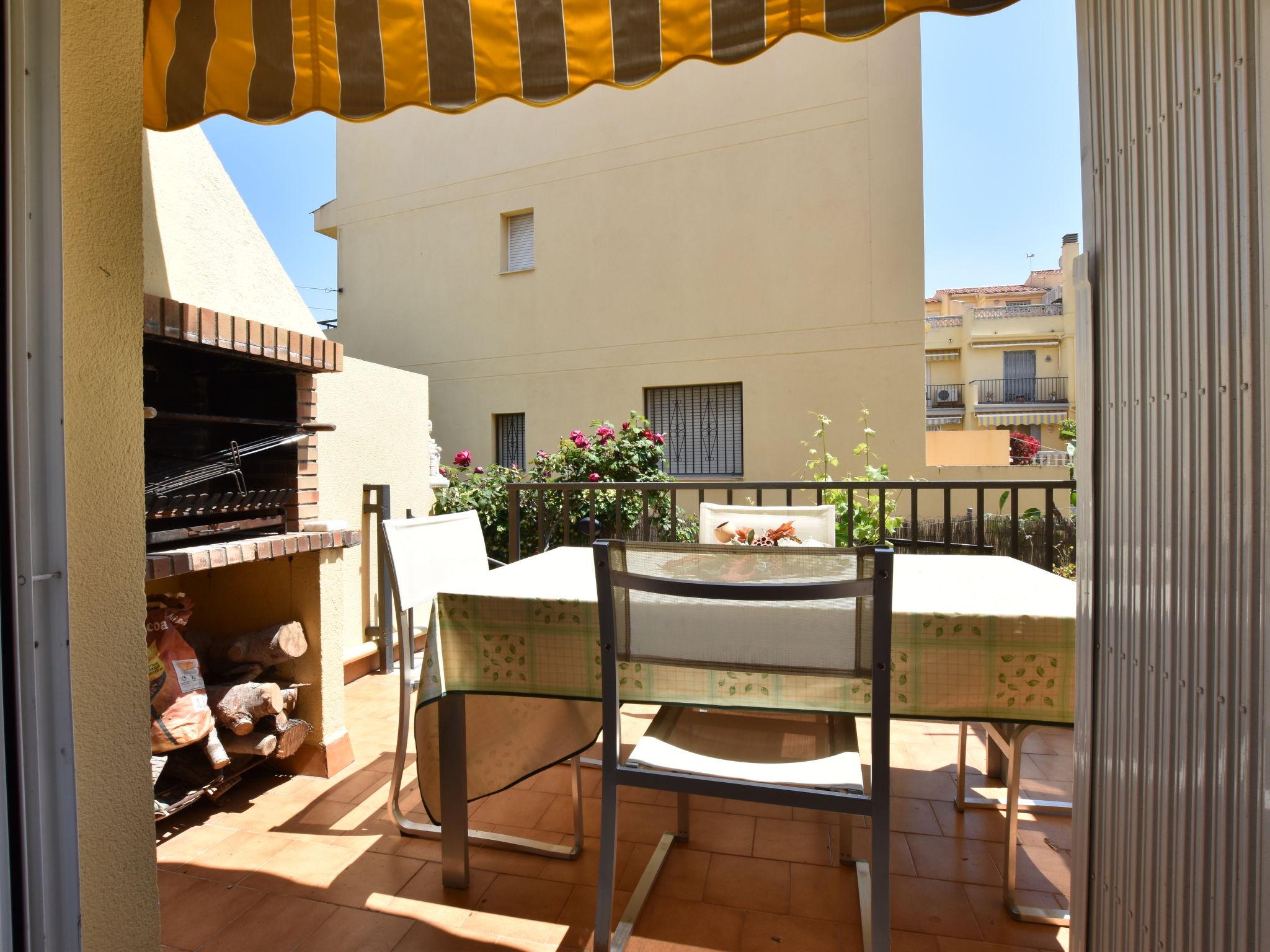 Photo 12 - 3 bedroom House in Torredembarra with swimming pool and sea view