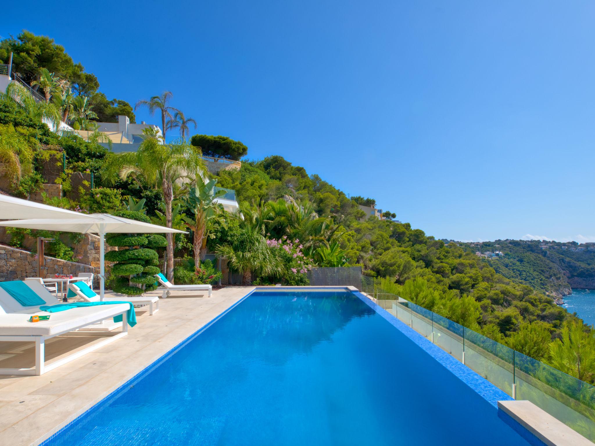 Foto 3 - Casa con 4 camere da letto a Jávea con piscina privata e vista mare