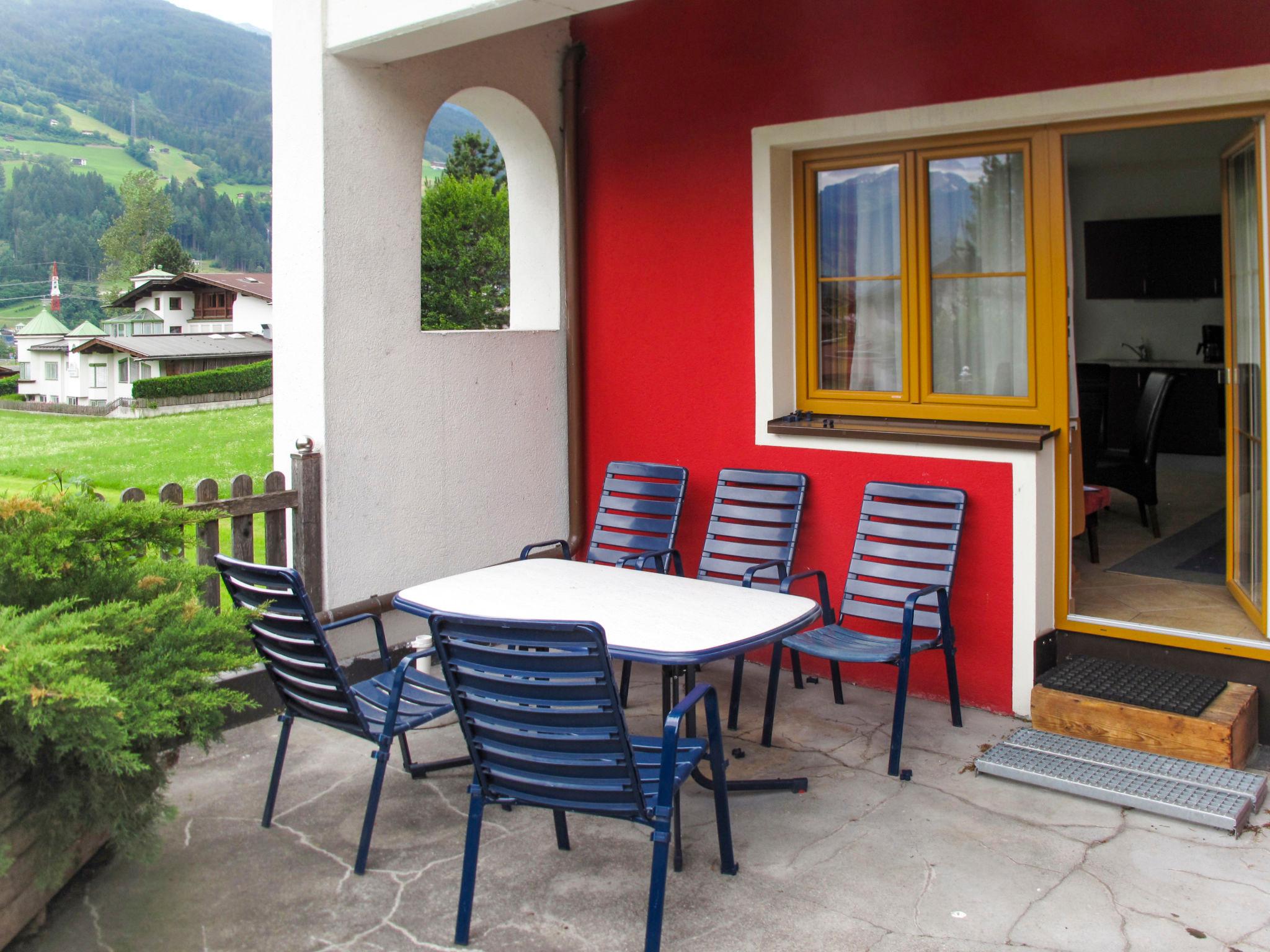 Photo 7 - 2 bedroom Apartment in Stumm with swimming pool and mountain view