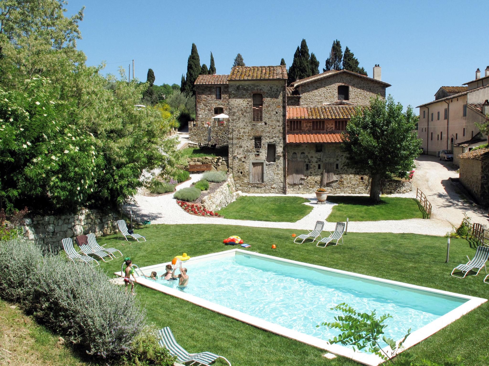 Photo 1 - Maison de 1 chambre à Sesto Fiorentino avec piscine et jardin