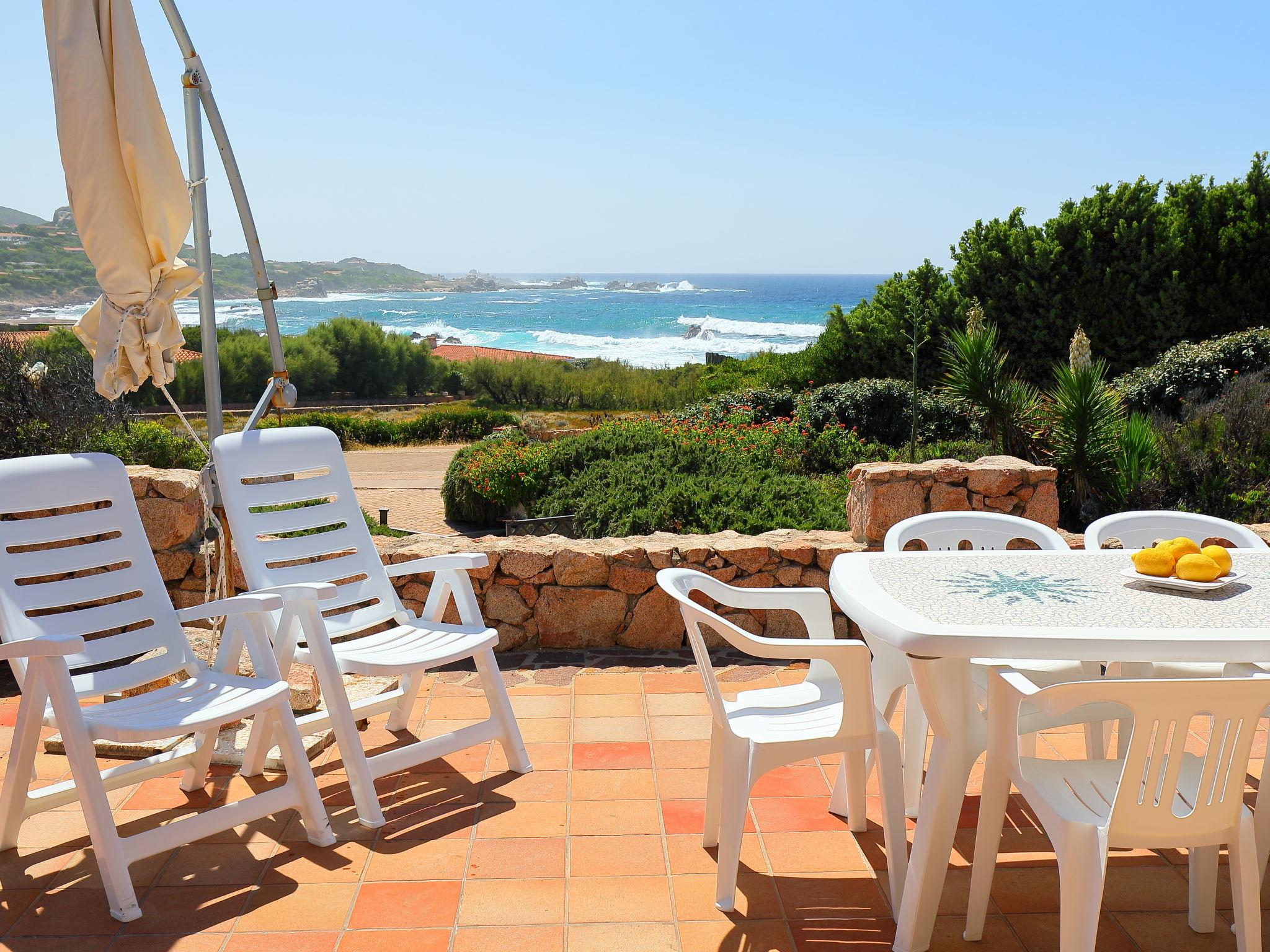 Photo 3 - Maison de 3 chambres à Aglientu avec terrasse et vues à la mer