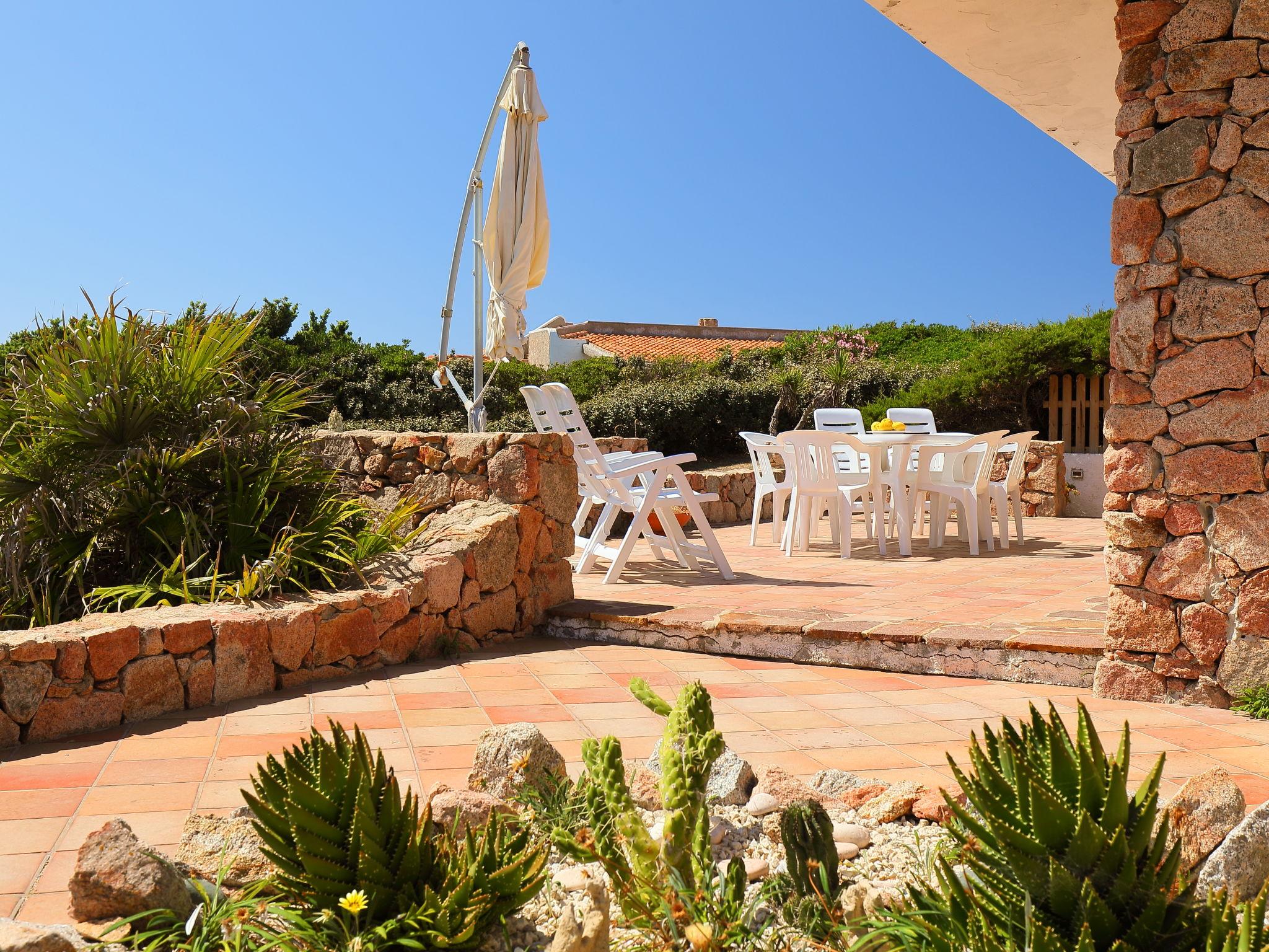 Photo 21 - Maison de 3 chambres à Aglientu avec terrasse et vues à la mer