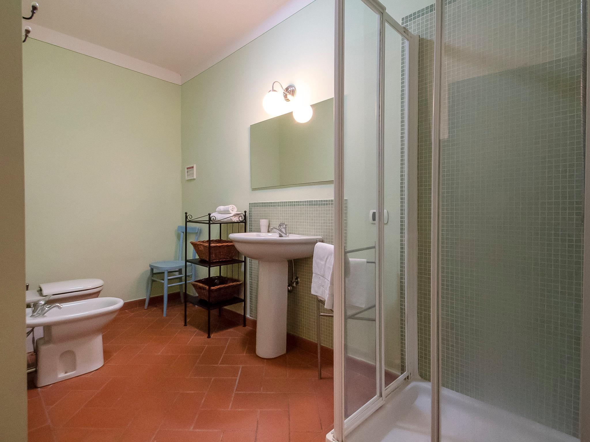 Foto 29 - Casa con 6 camere da letto a San Giovanni Valdarno con piscina privata e terrazza
