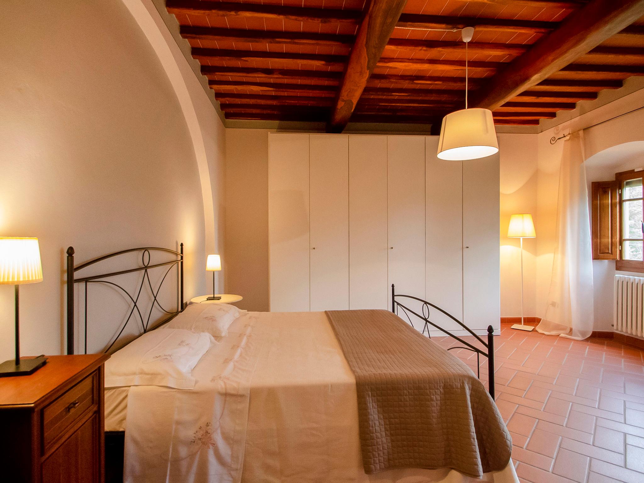 Foto 12 - Casa de 6 quartos em San Giovanni Valdarno com piscina privada e terraço