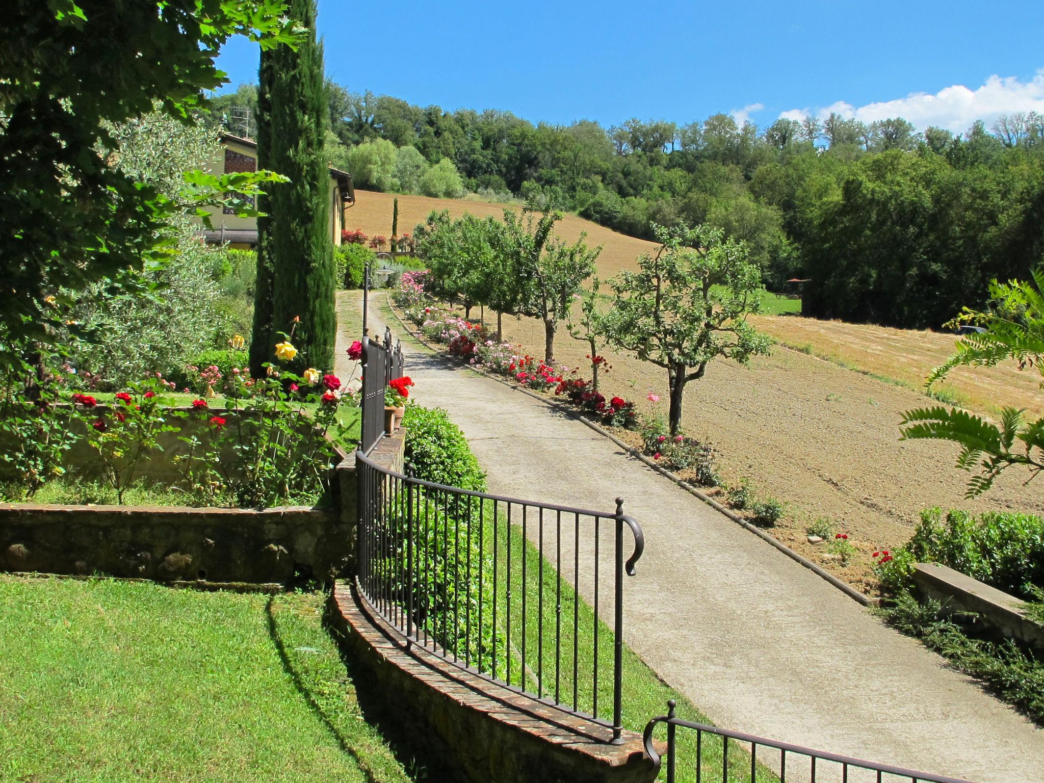 Photo 57 - Maison de 6 chambres à San Giovanni Valdarno avec piscine privée et jardin