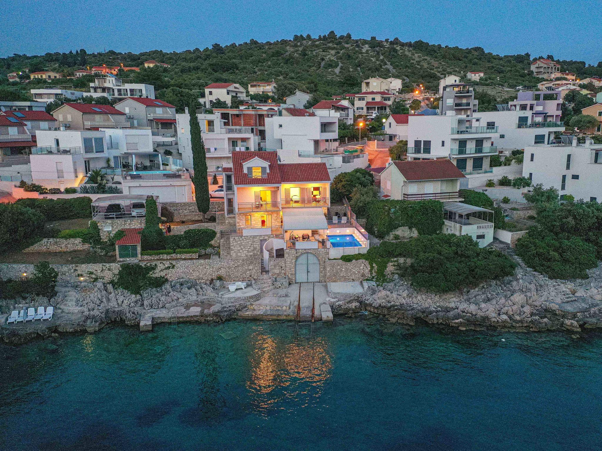 Photo 6 - Maison de 4 chambres à Rogoznica avec piscine privée et vues à la mer