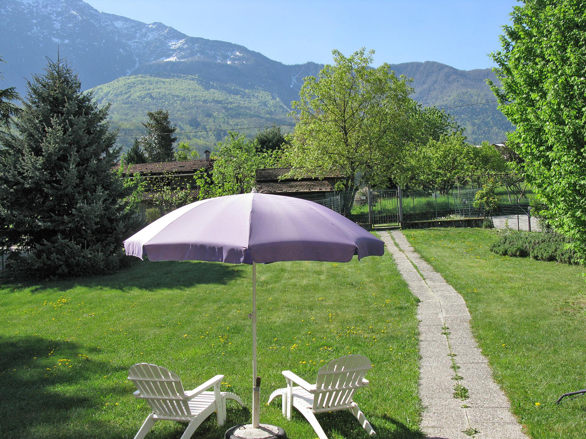 Foto 2 - Haus mit 4 Schlafzimmern in Colico mit garten und blick auf die berge