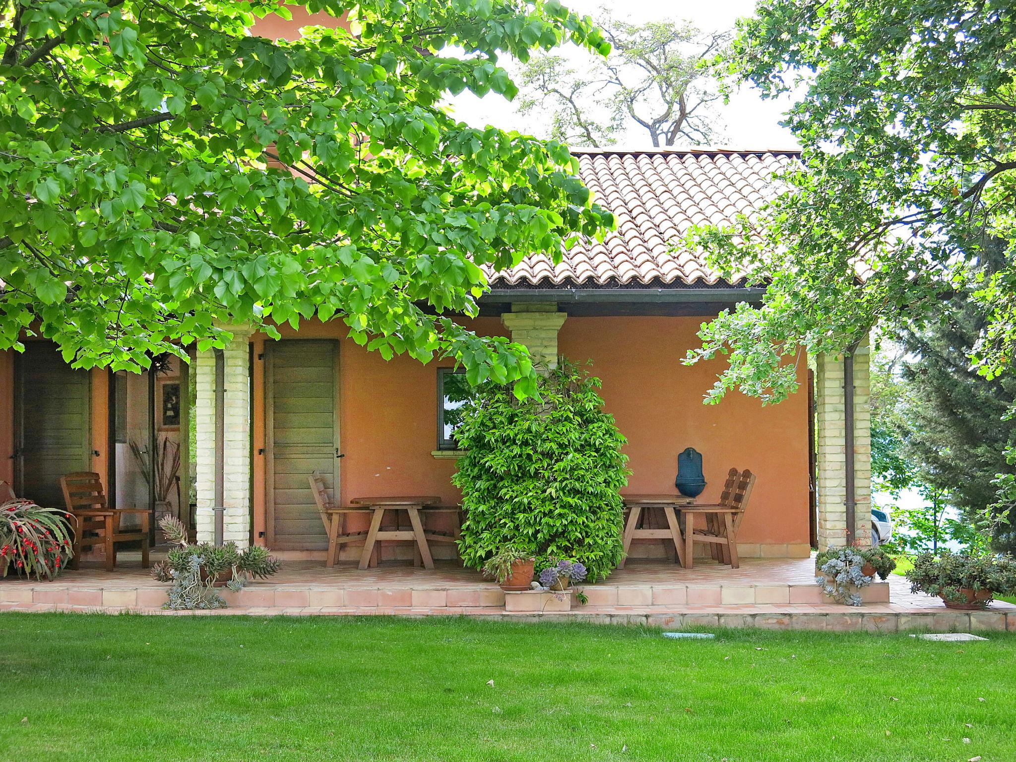 Photo 13 - 4 bedroom House in Città Sant'Angelo with swimming pool and garden