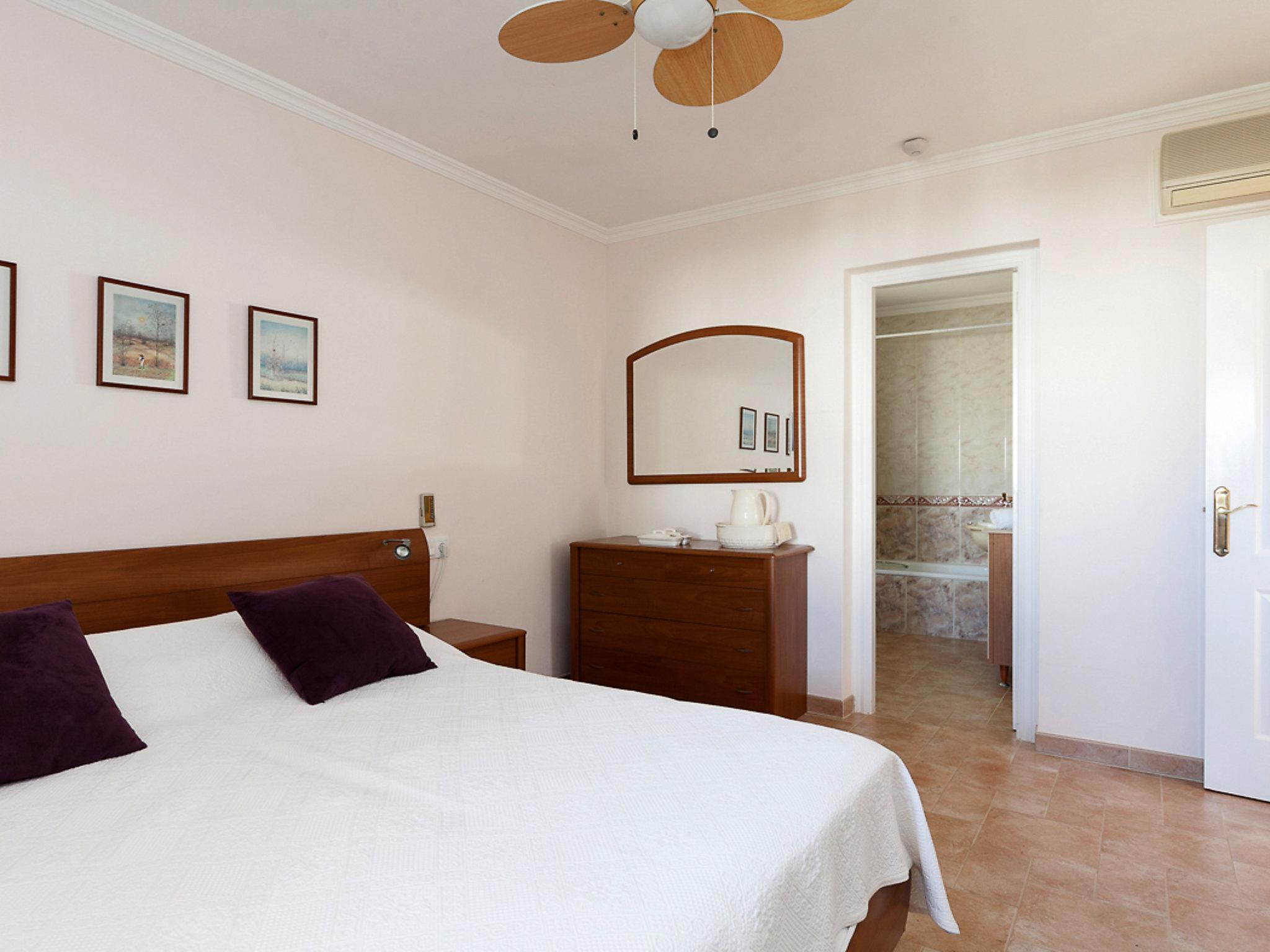 Foto 17 - Casa con 3 camere da letto a Dénia con piscina privata e vista mare