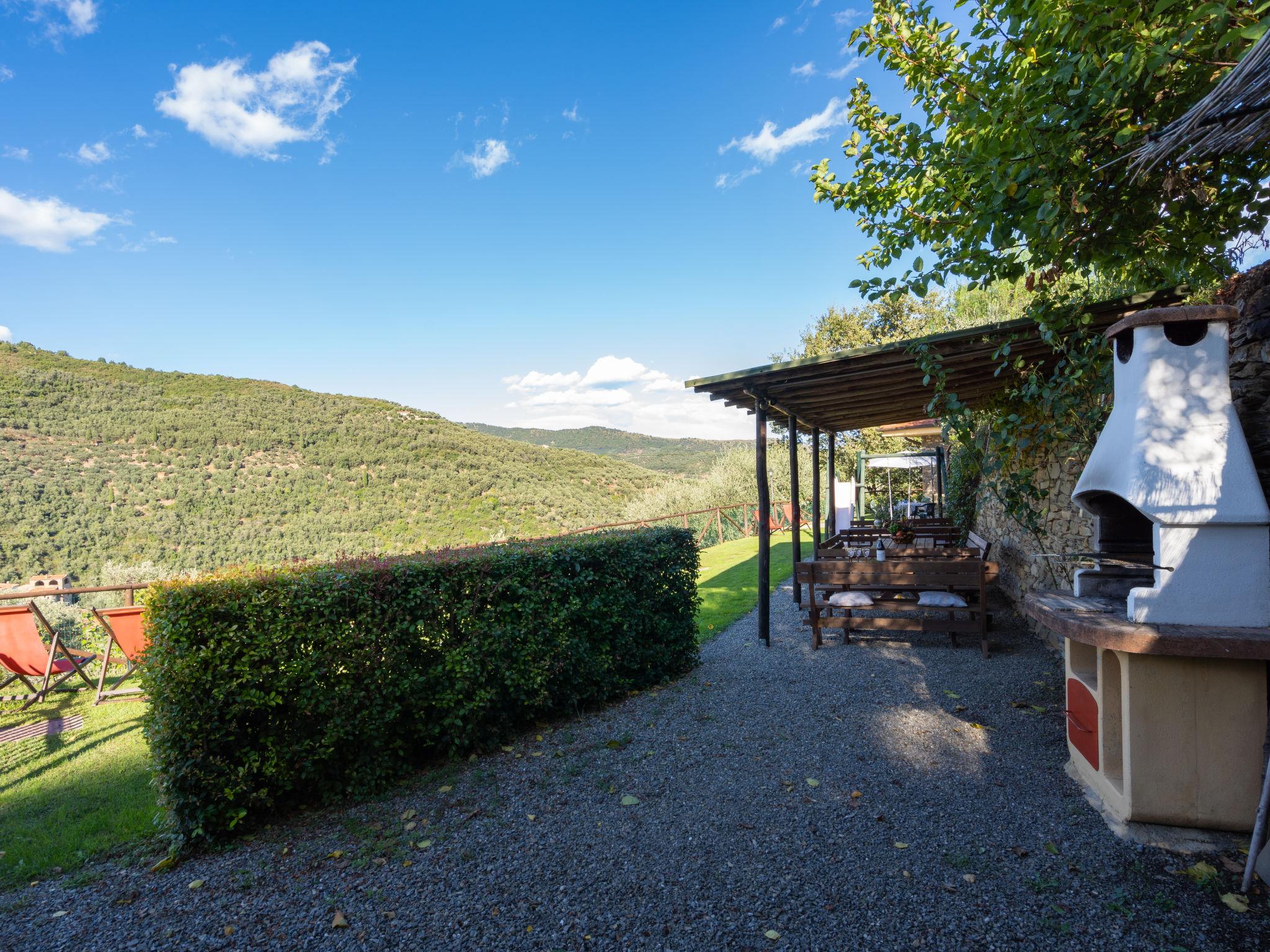 Photo 21 - 2 bedroom House in Dolcedo with garden and terrace