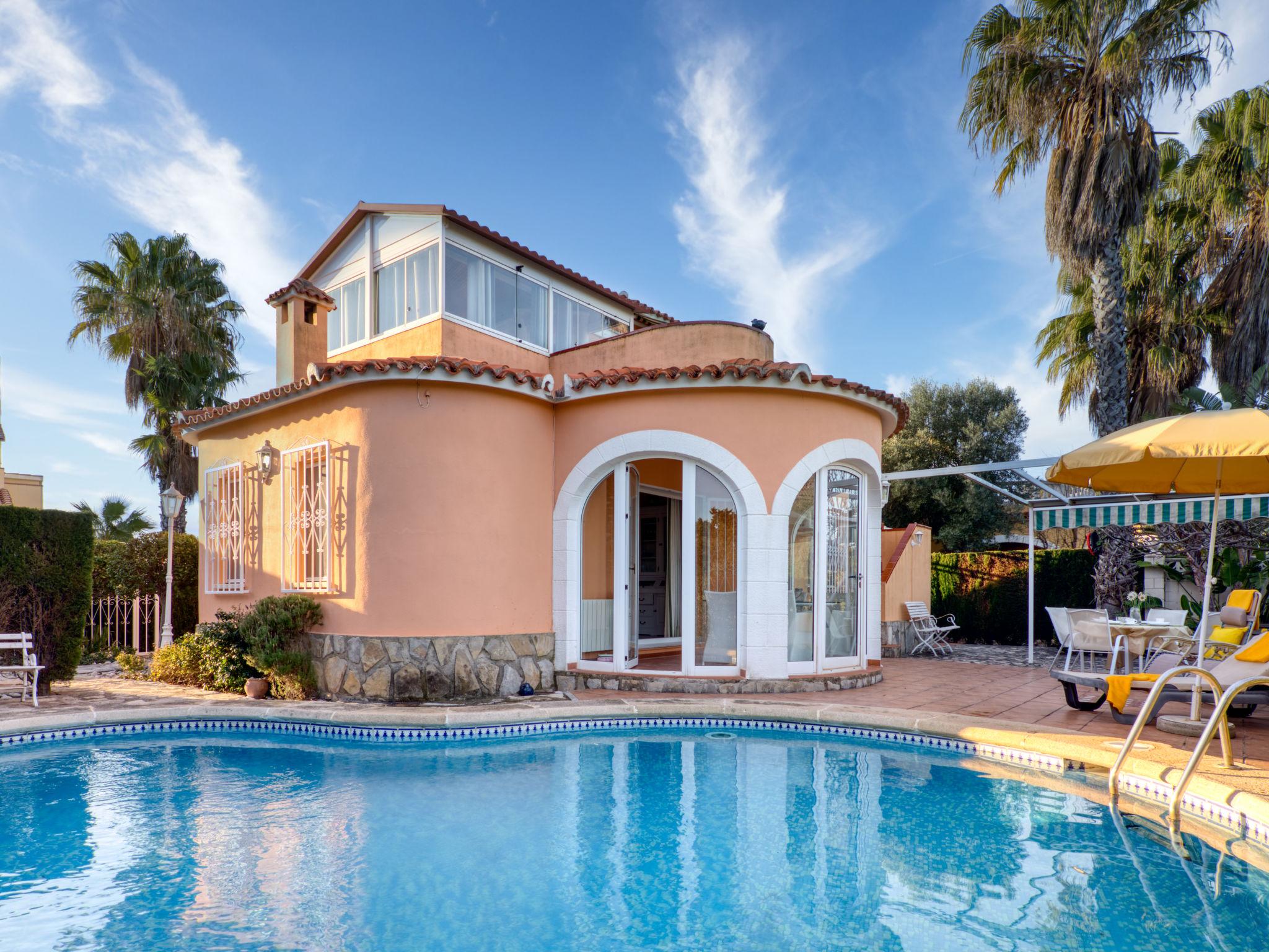 Foto 1 - Casa de 3 habitaciones en Oliva con piscina privada y vistas al mar