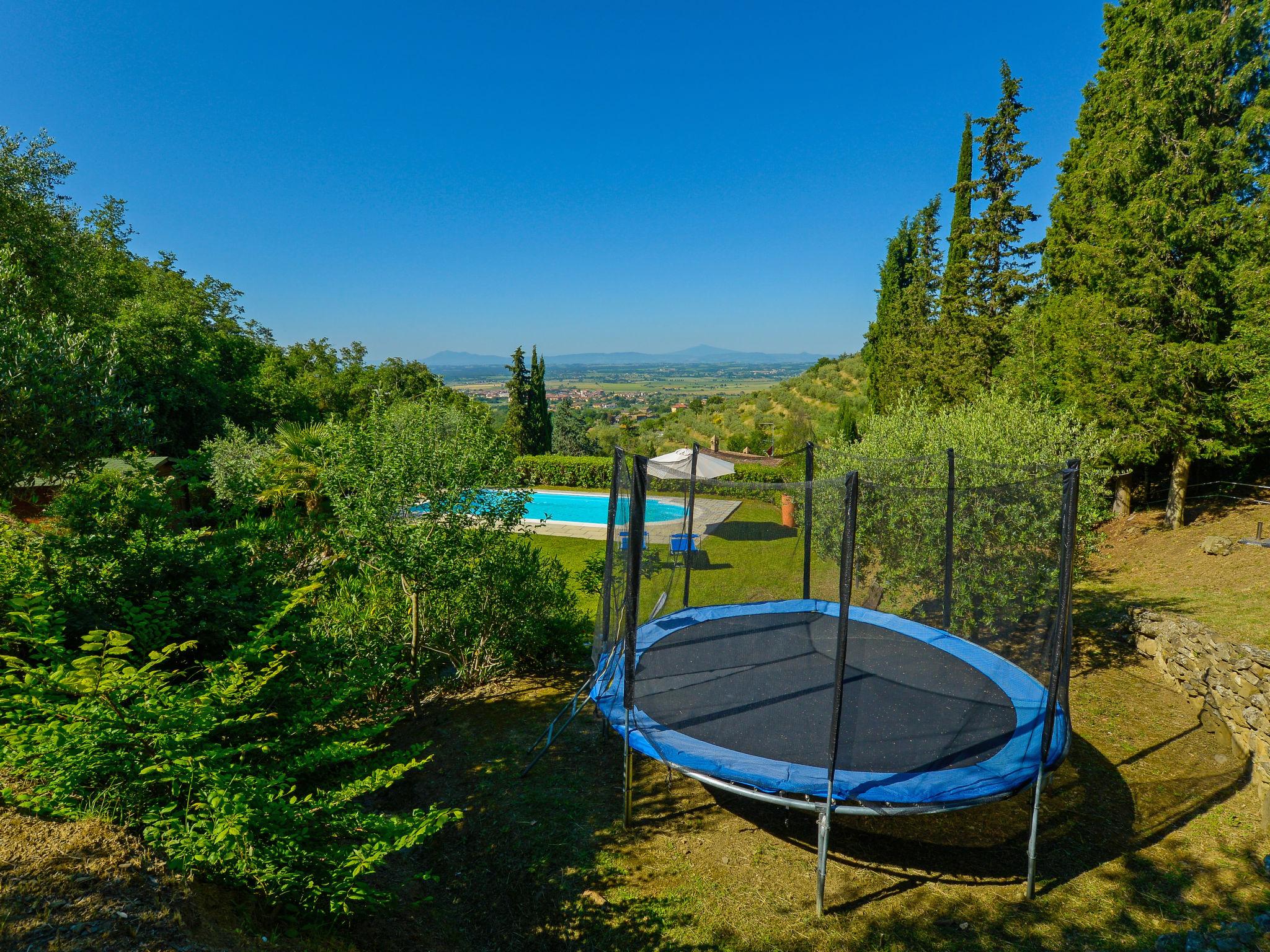 Foto 42 - Haus mit 6 Schlafzimmern in Cortona mit privater pool und garten