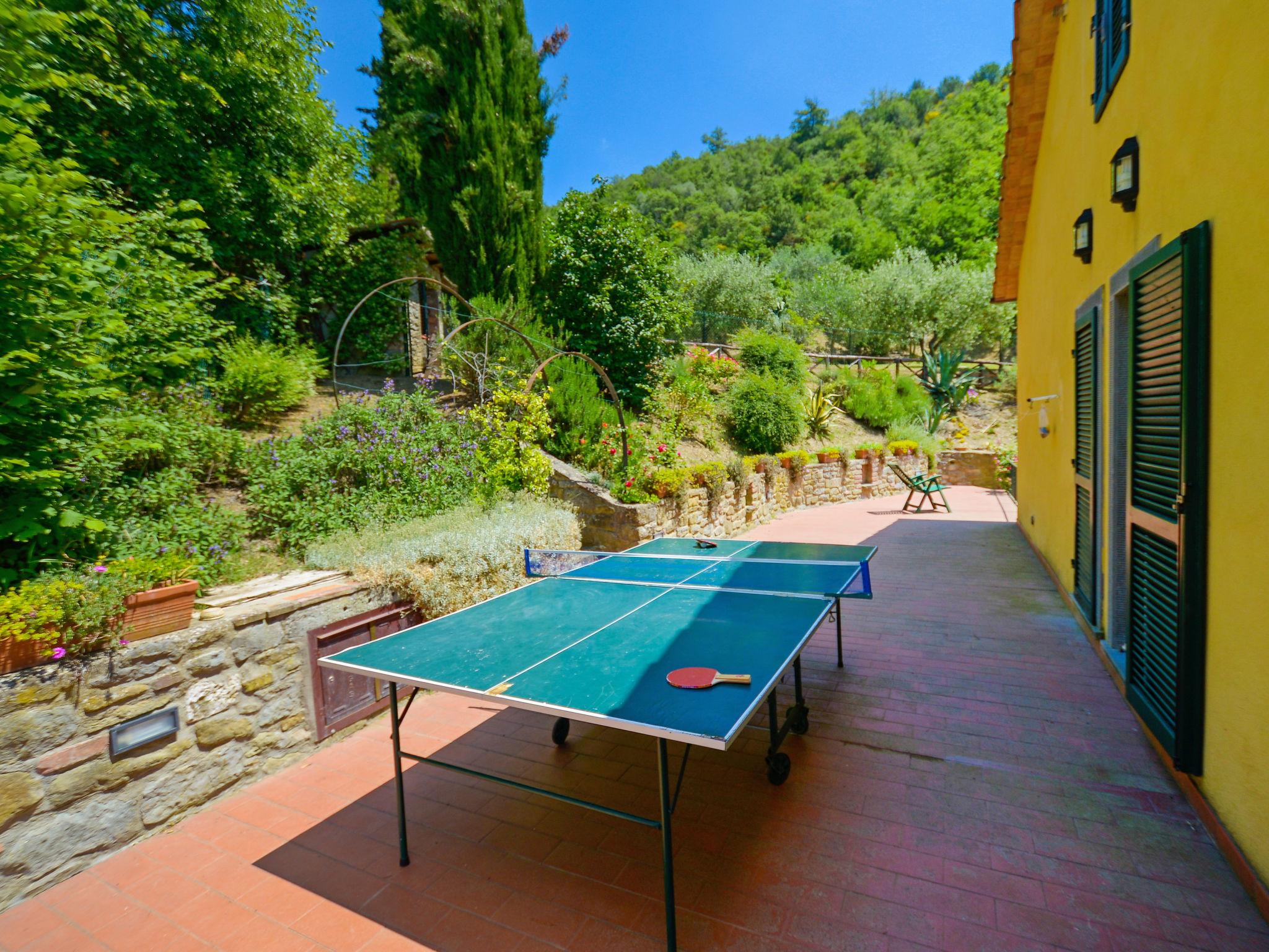 Photo 38 - Maison de 6 chambres à Cortona avec piscine privée et jardin