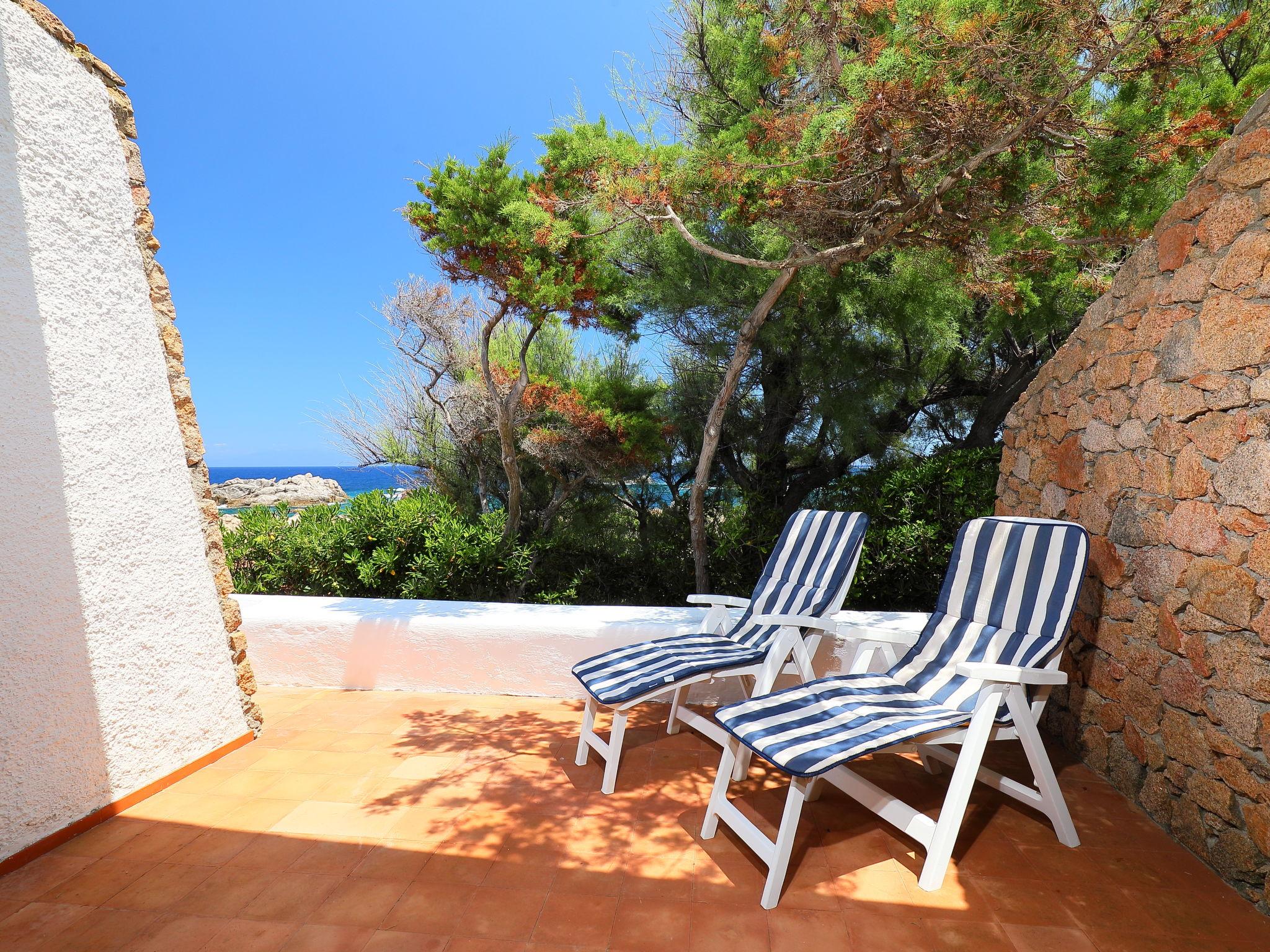 Photo 22 - Maison de 3 chambres à Aglientu avec terrasse et vues à la mer