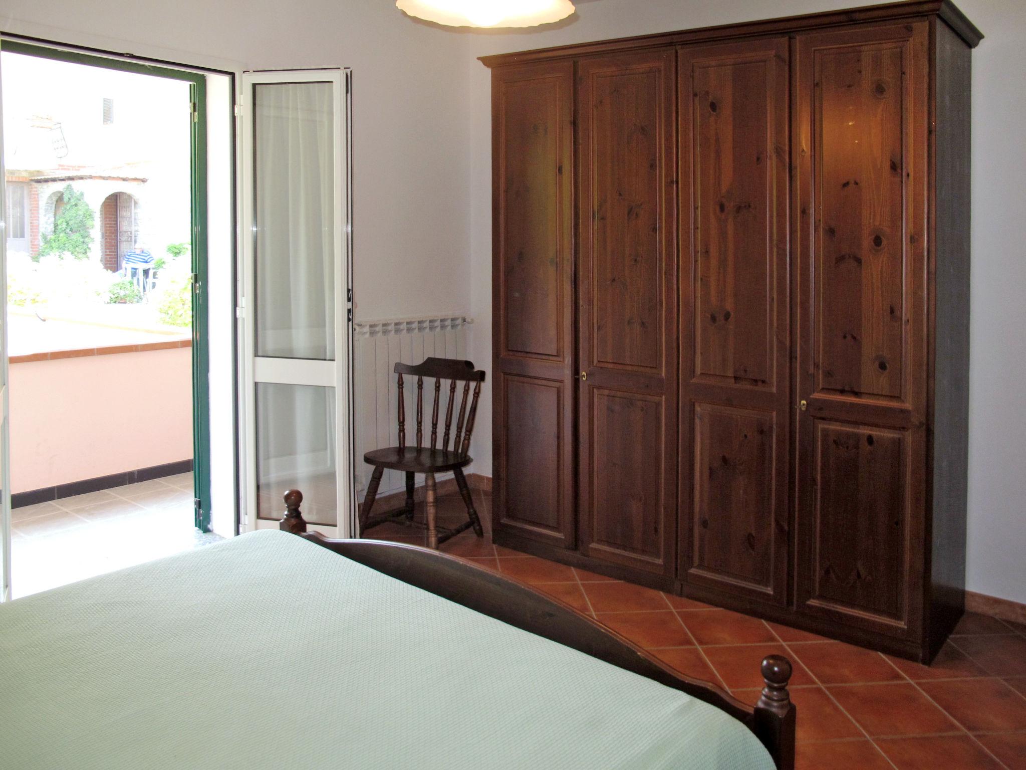 Foto 10 - Appartamento con 2 camere da letto a Diano Castello con piscina e vista mare