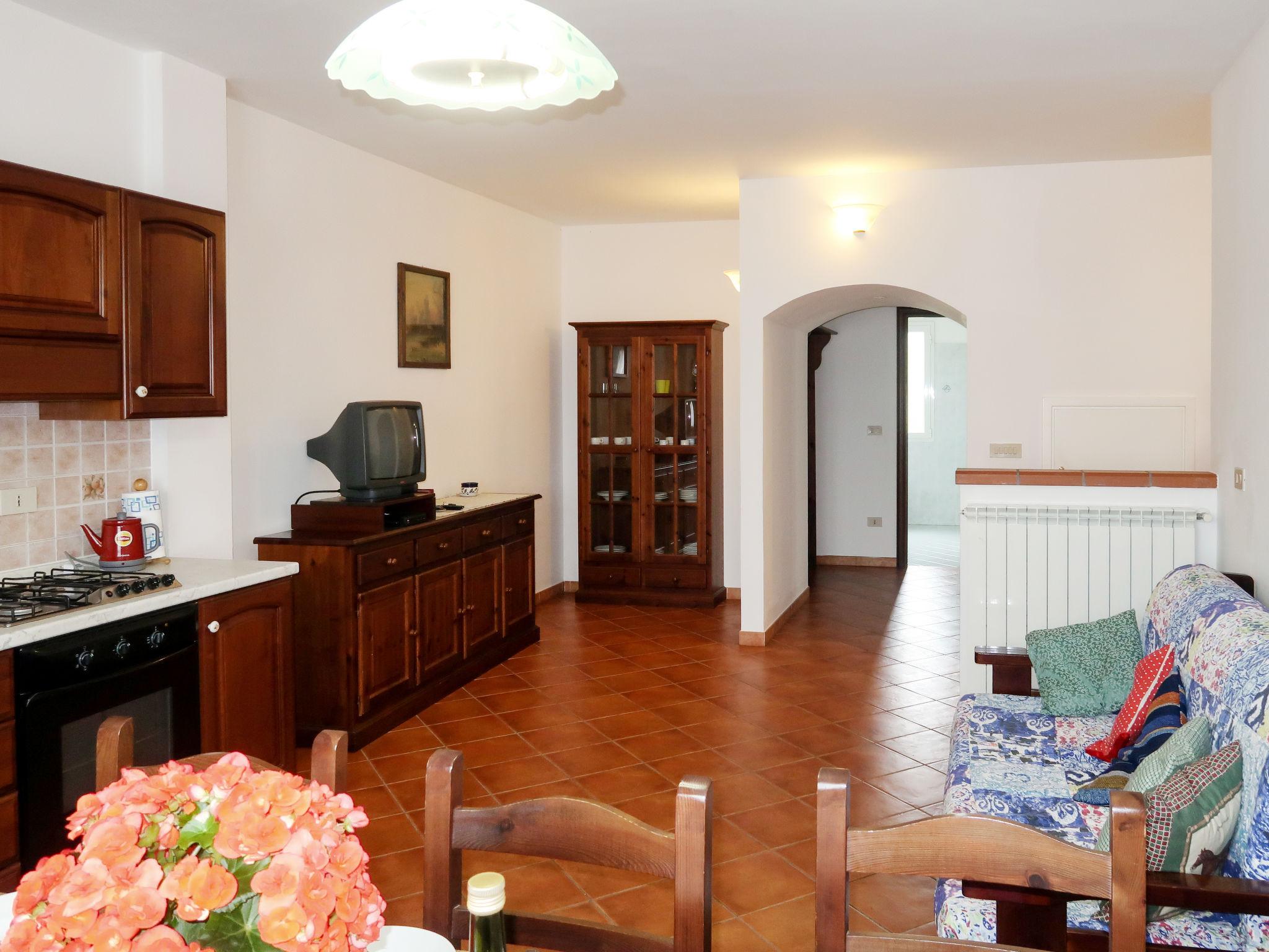 Photo 8 - Appartement de 2 chambres à Diano Castello avec piscine et vues à la mer