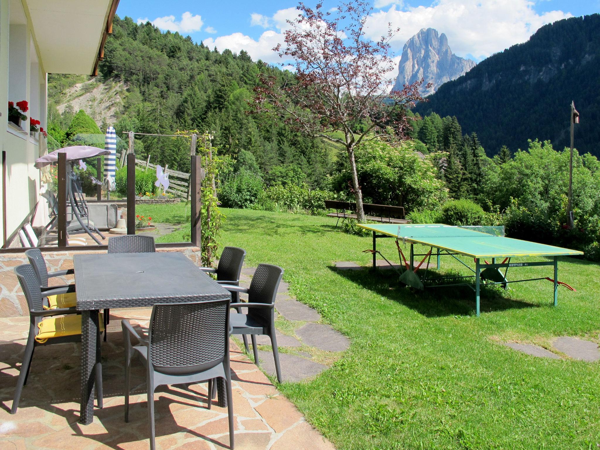 Photo 17 - Appartement de 2 chambres à Ortisei avec jardin et vues sur la montagne