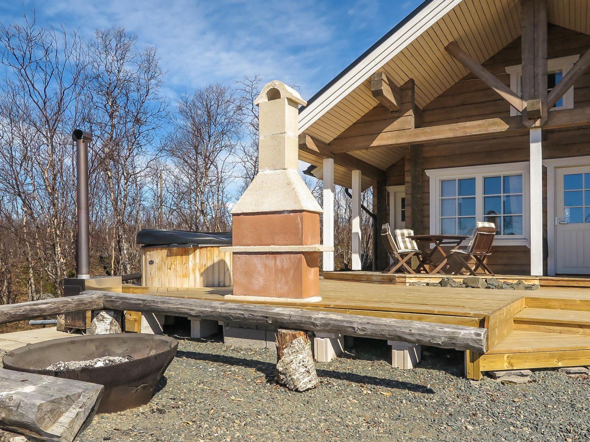 Foto 7 - Haus mit 1 Schlafzimmer in Enontekiö mit sauna und blick auf die berge