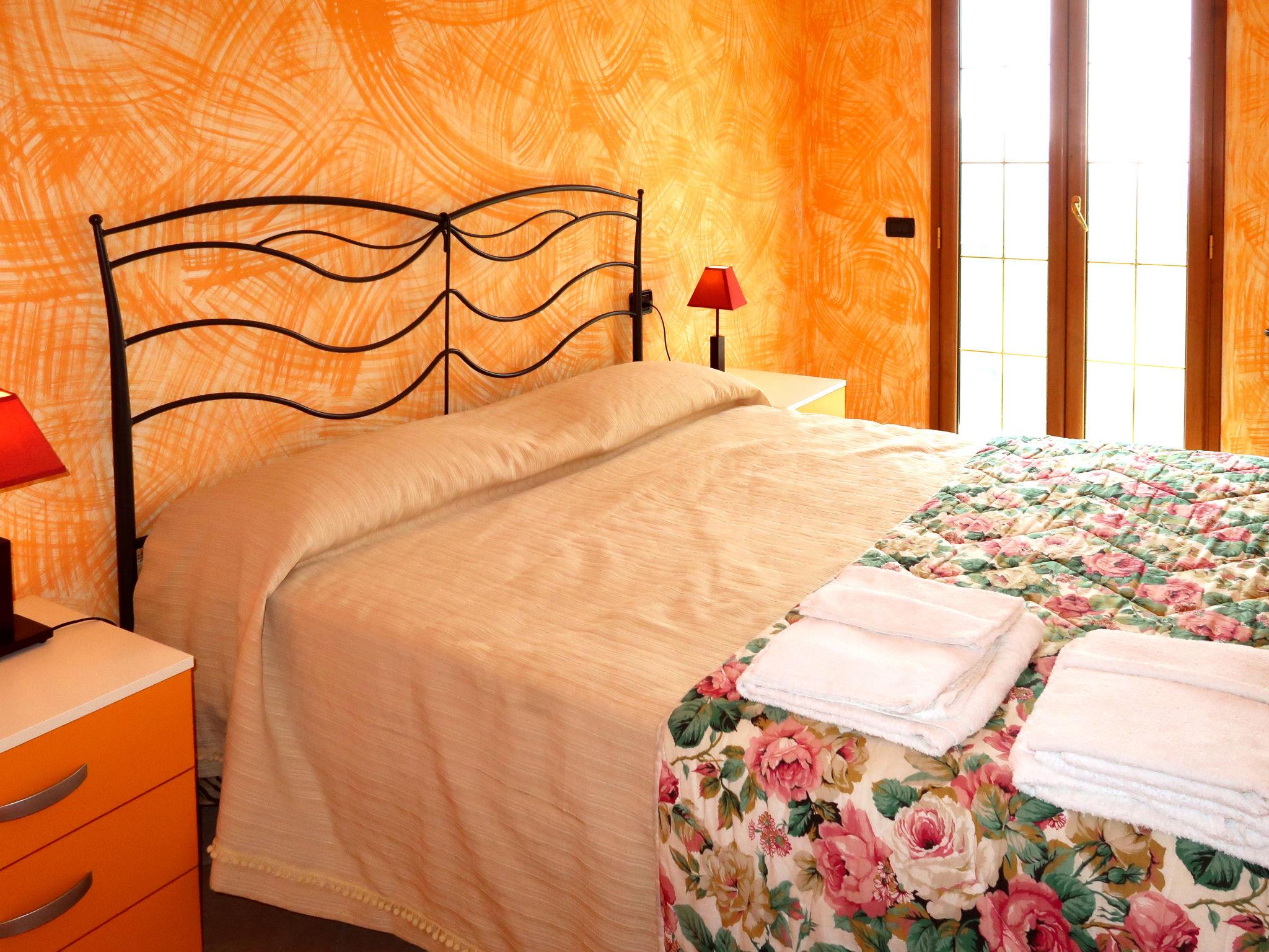 Foto 5 - Casa con 2 camere da letto a Caravonica con terrazza