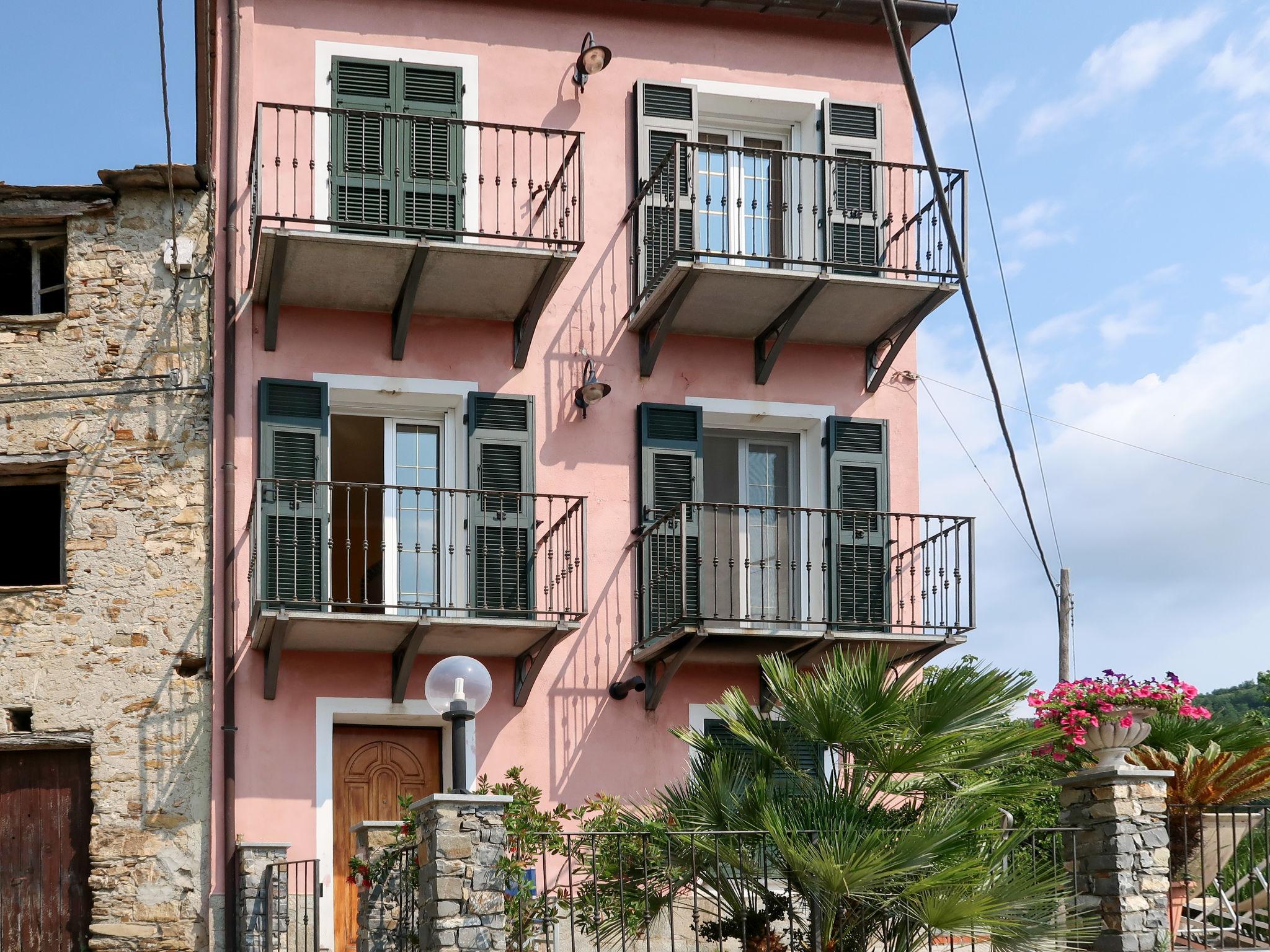 Foto 2 - Casa de 2 habitaciones en Caravonica con terraza
