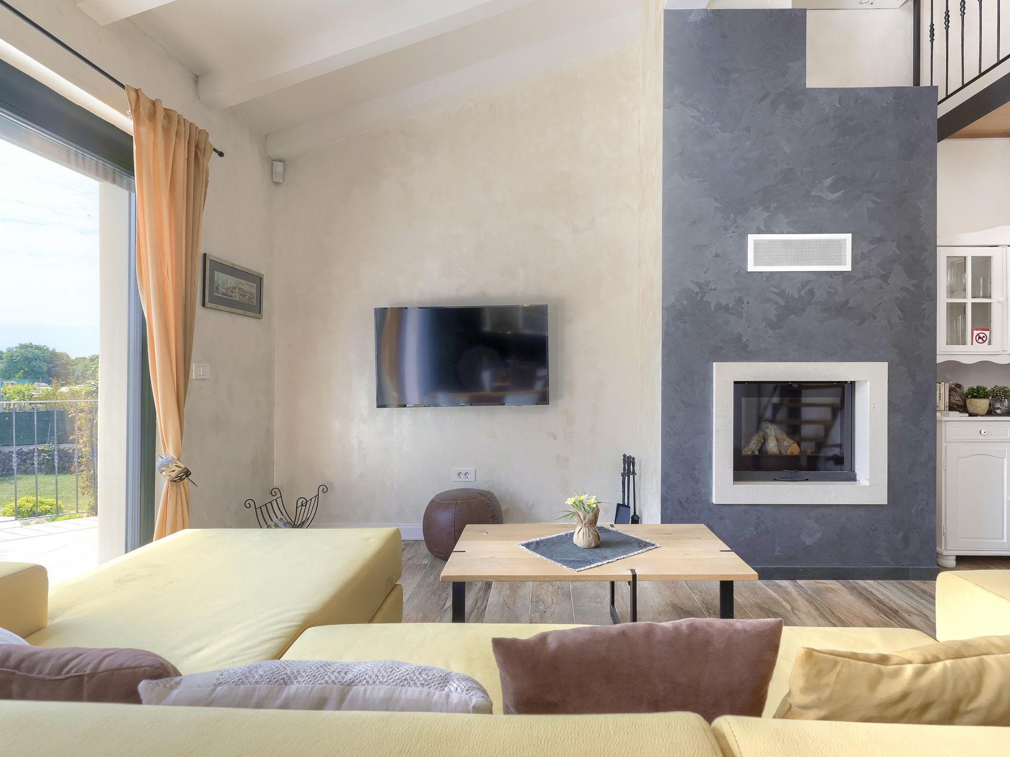Foto 10 - Casa con 4 camere da letto a Rovinj con piscina privata e vista mare