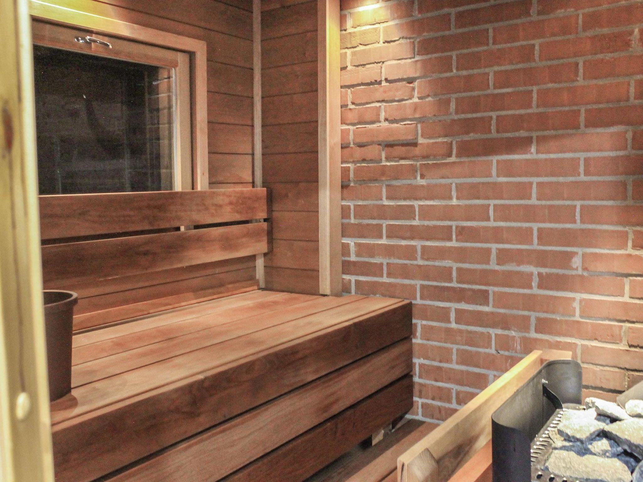 Foto 19 - Casa de 1 quarto em Kuopio com sauna