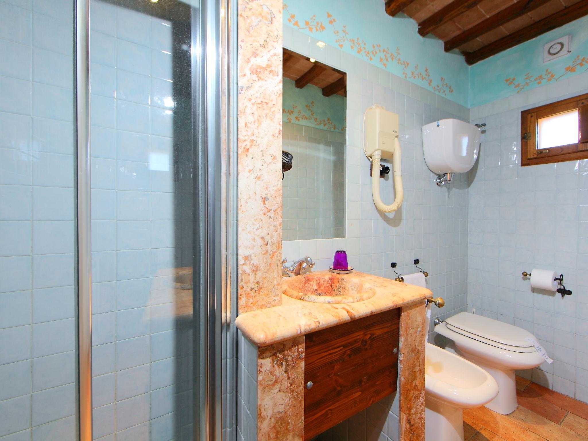 Foto 15 - Appartamento con 1 camera da letto a Rapolano Terme con piscina