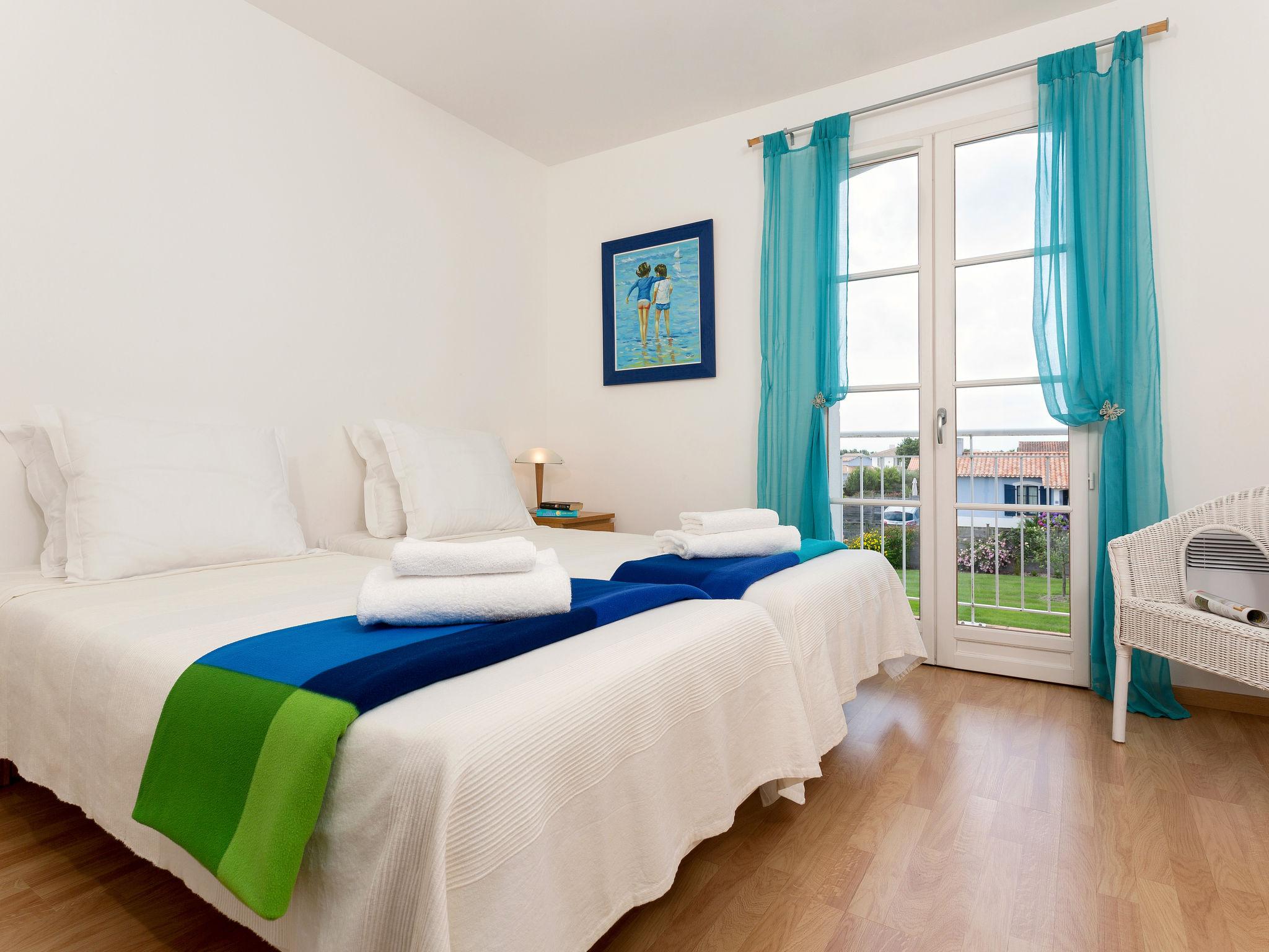 Foto 4 - Casa con 3 camere da letto a L'Aiguillon-sur-Vie con piscina e vista mare