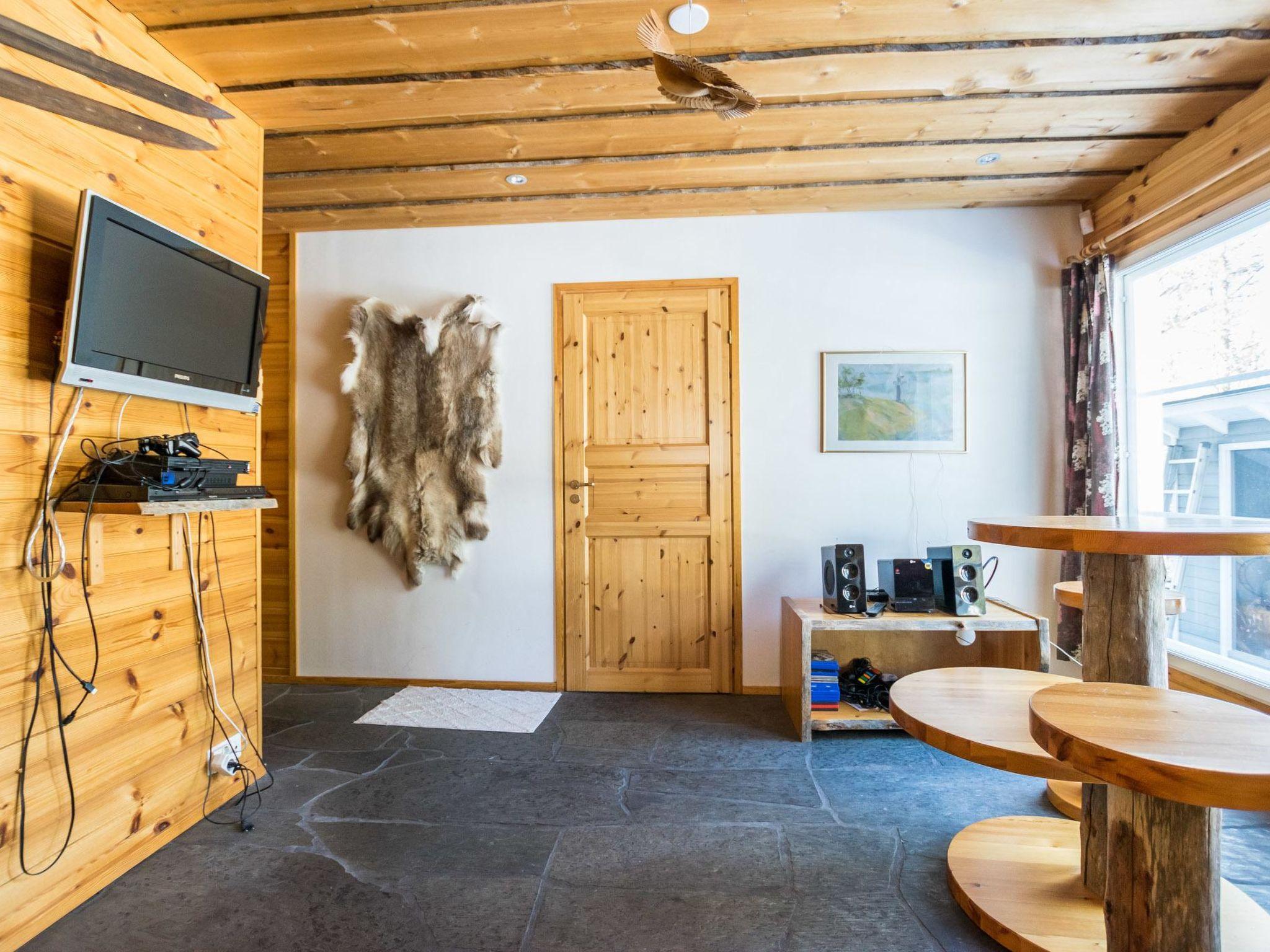 Foto 15 - Casa de 3 habitaciones en Kuusamo con sauna y vistas a la montaña