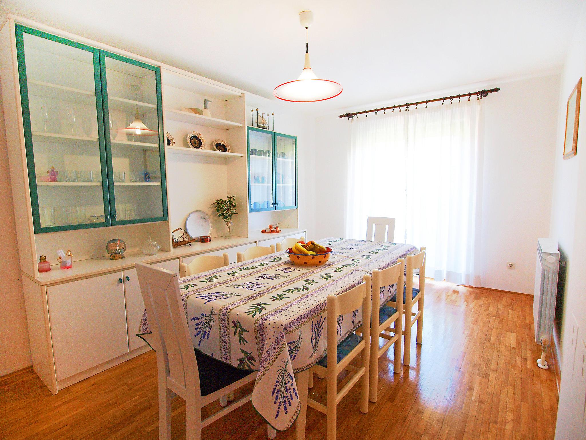 Photo 4 - 6 bedroom House in Pula with private pool and garden