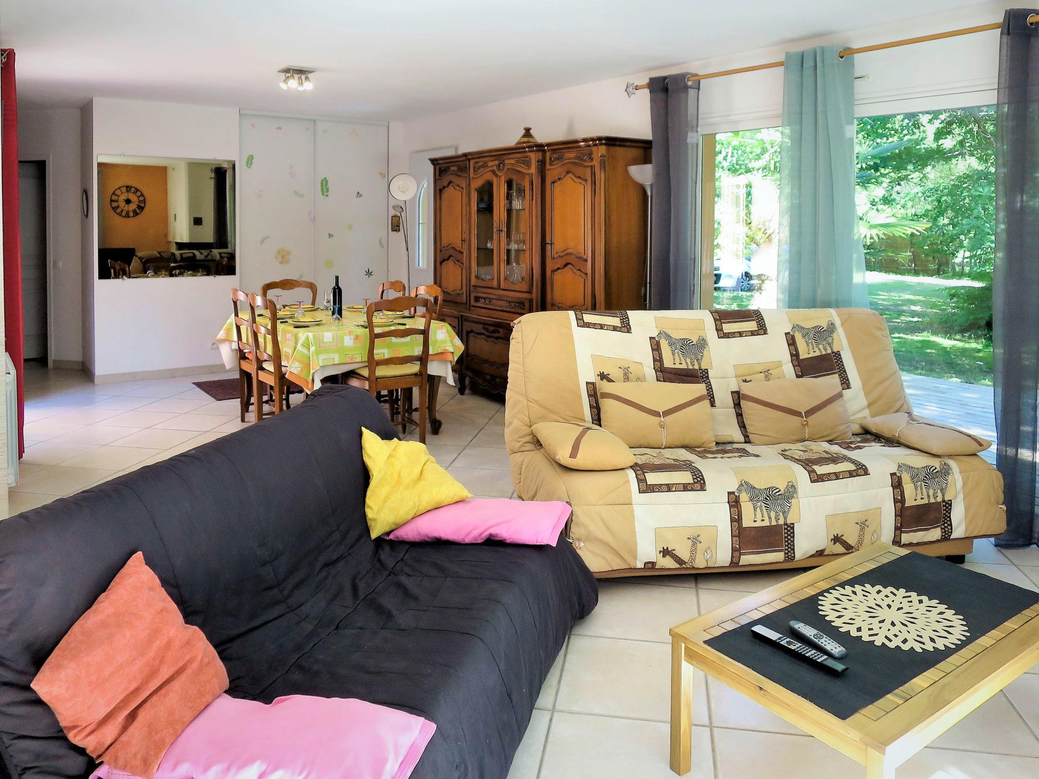 Foto 5 - Casa con 3 camere da letto a Naujac-sur-Mer con piscina privata e vista mare