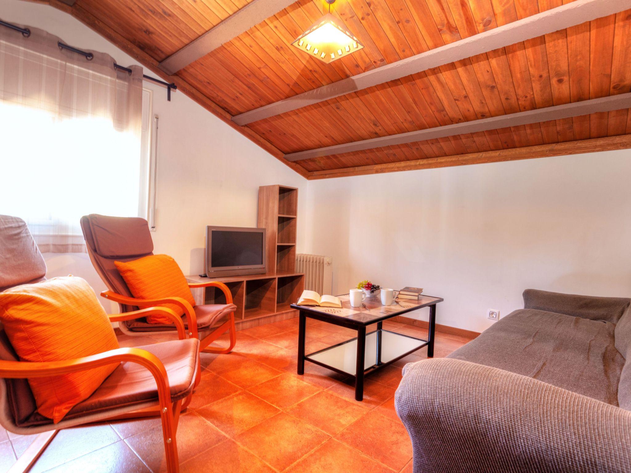 Foto 12 - Casa con 5 camere da letto a Caldes de Malavella con piscina privata e vista mare