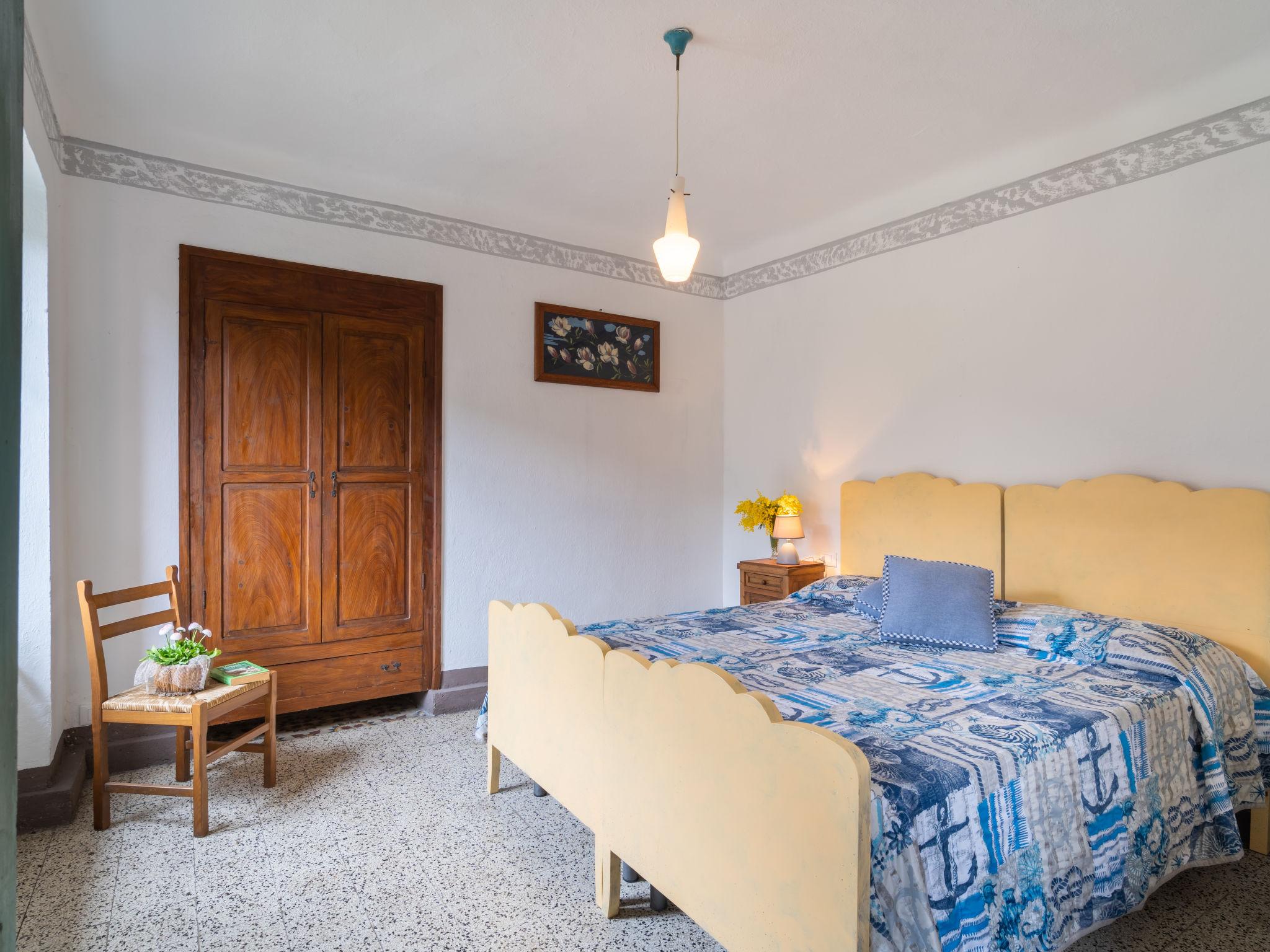 Foto 10 - Casa con 4 camere da letto a Stellanello con terrazza e vista mare