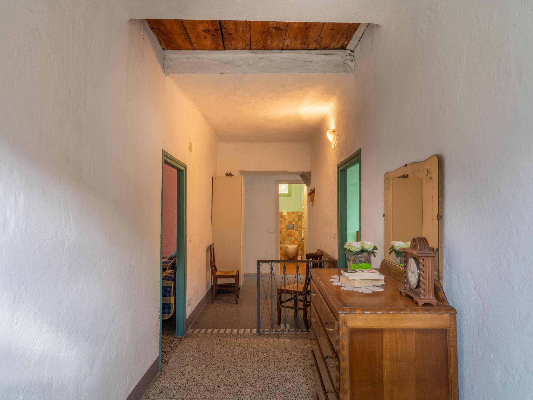 Foto 18 - Casa con 4 camere da letto a Stellanello con terrazza e vista mare