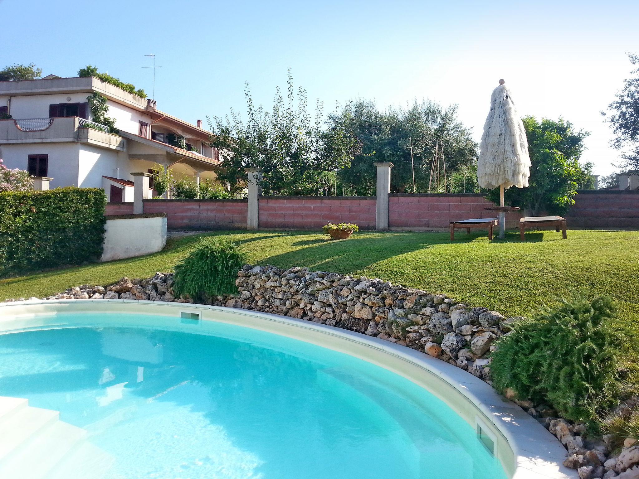 Photo 20 - 2 bedroom Apartment in Pineto with private pool and garden