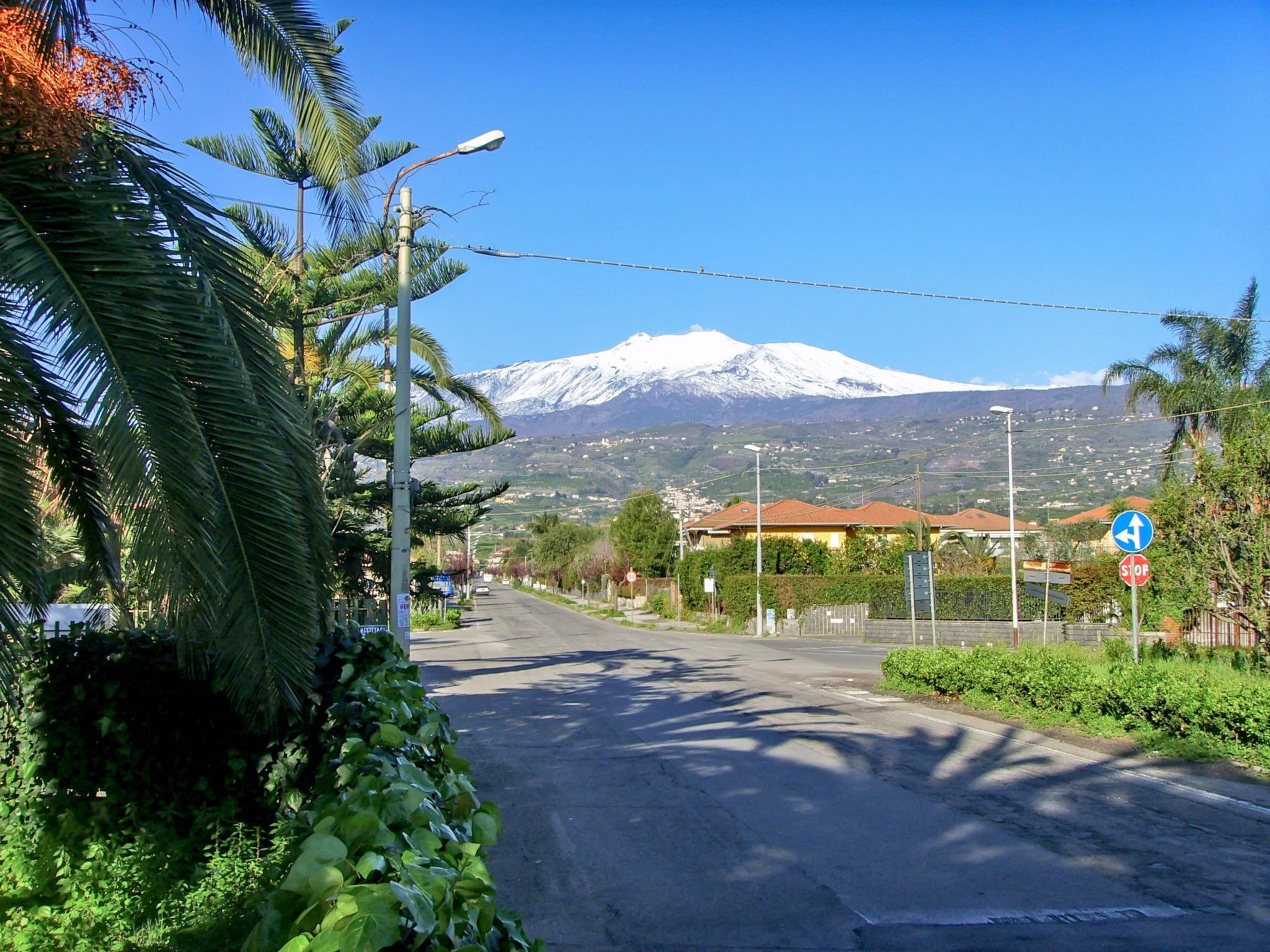 Photo 21 - 1 bedroom Apartment in Mascali with garden