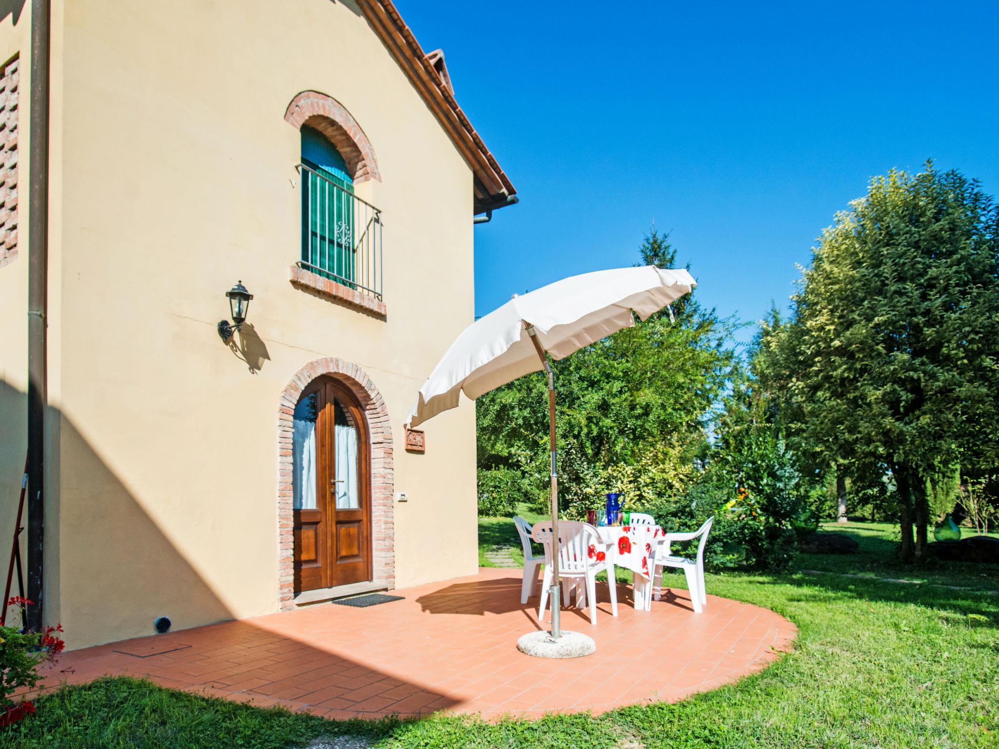 Foto 6 - Casa de 2 quartos em Montaione com piscina e jardim