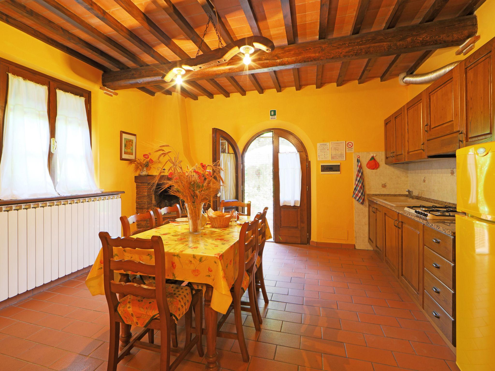 Photo 8 - 2 bedroom House in Montaione with swimming pool and garden