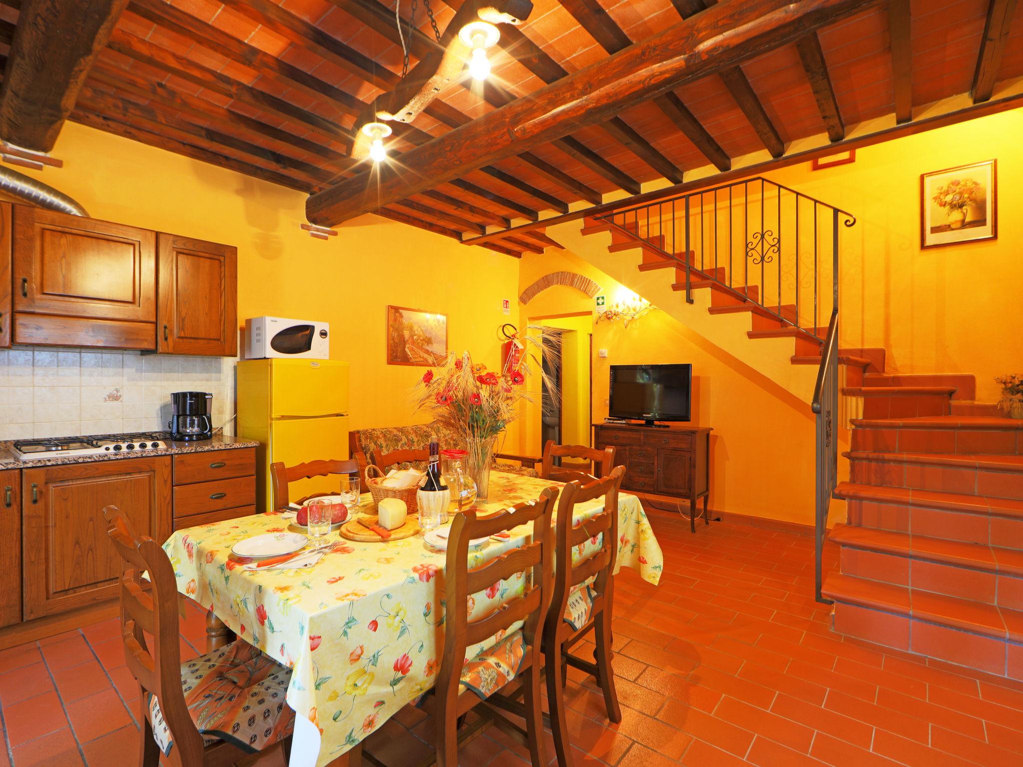 Photo 9 - 2 bedroom House in Montaione with swimming pool and garden