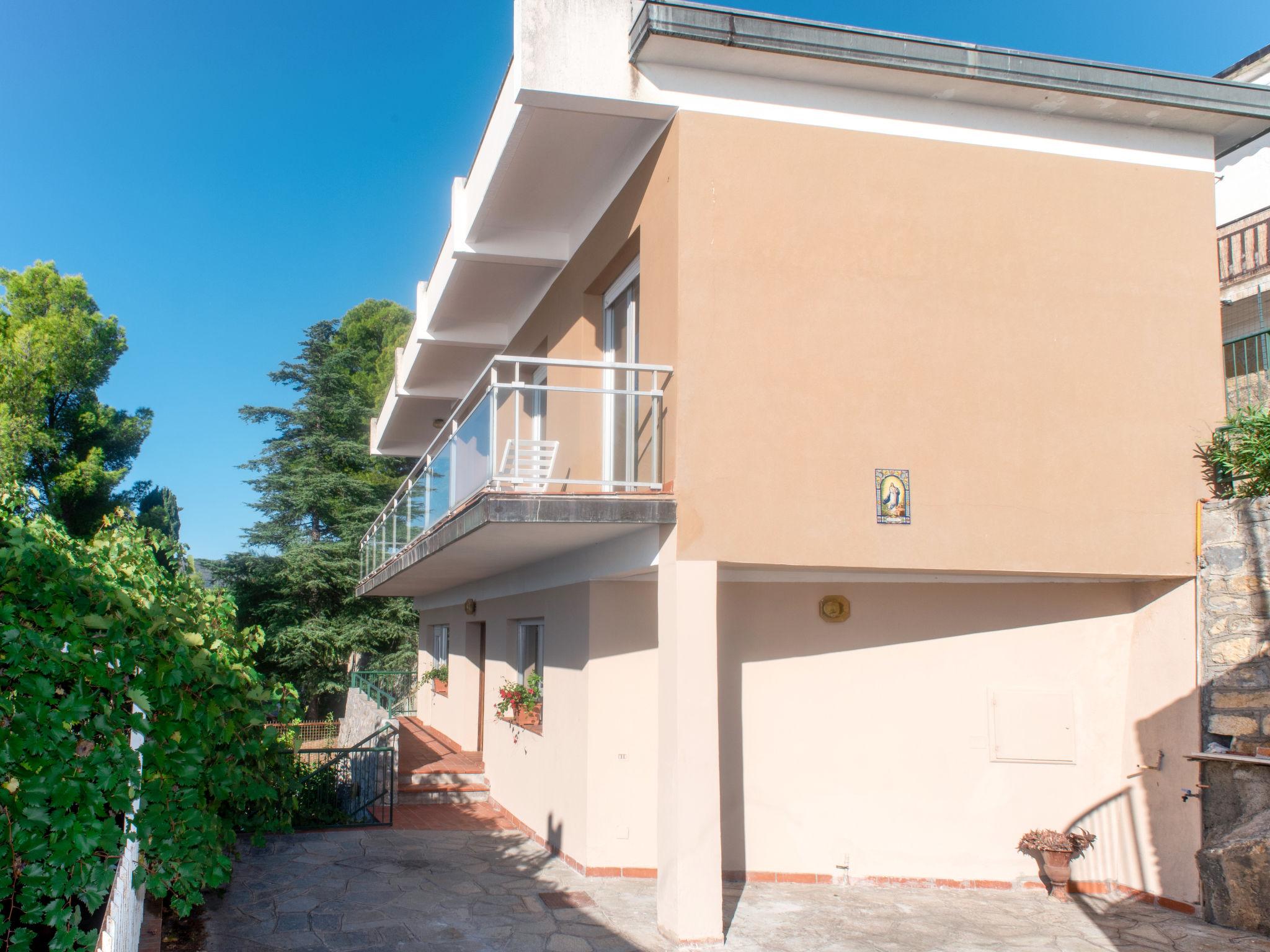 Photo 18 - Maison de 3 chambres à Andora avec piscine privée et jardin