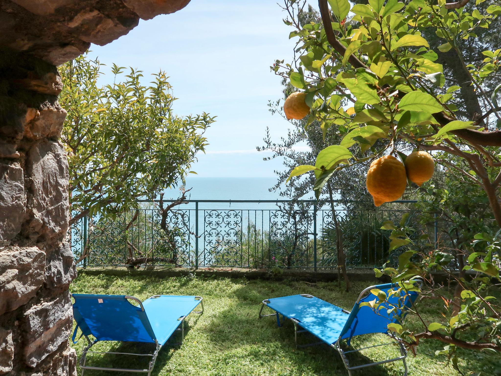 Foto 1 - Casa de 3 quartos em Andora com piscina privada e vistas do mar