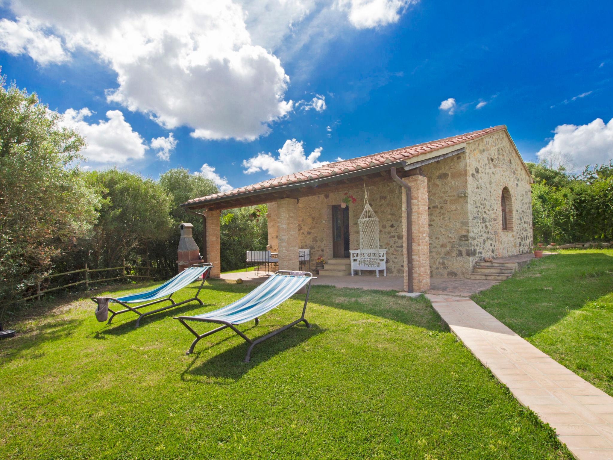 Photo 2 - Maison de 2 chambres à Campagnatico avec piscine privée et jardin