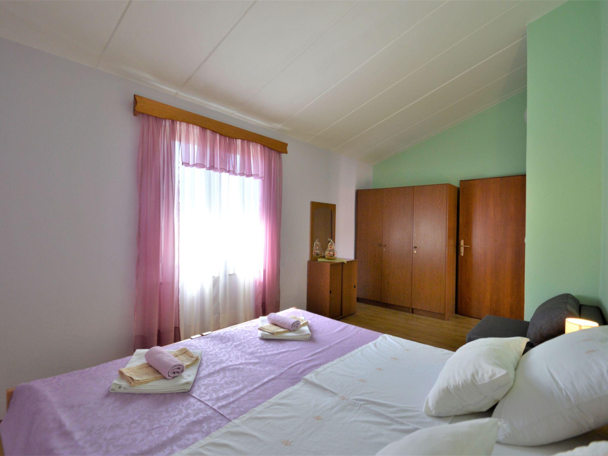 Foto 30 - Casa con 2 camere da letto a Svetvinčenat con piscina e vista mare