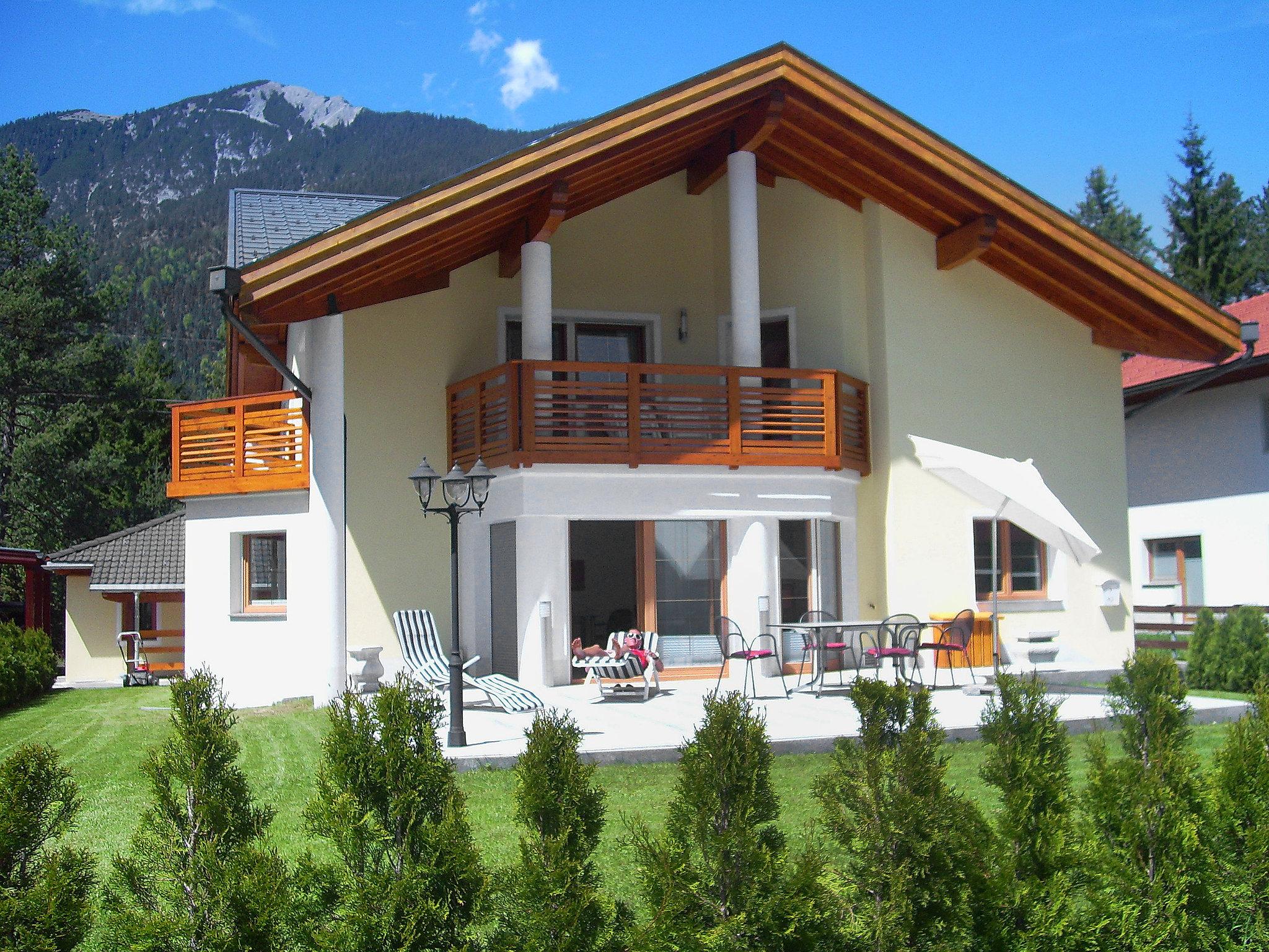 Foto 1 - Casa de 3 habitaciones en Ehenbichl con jardín y vistas a la montaña