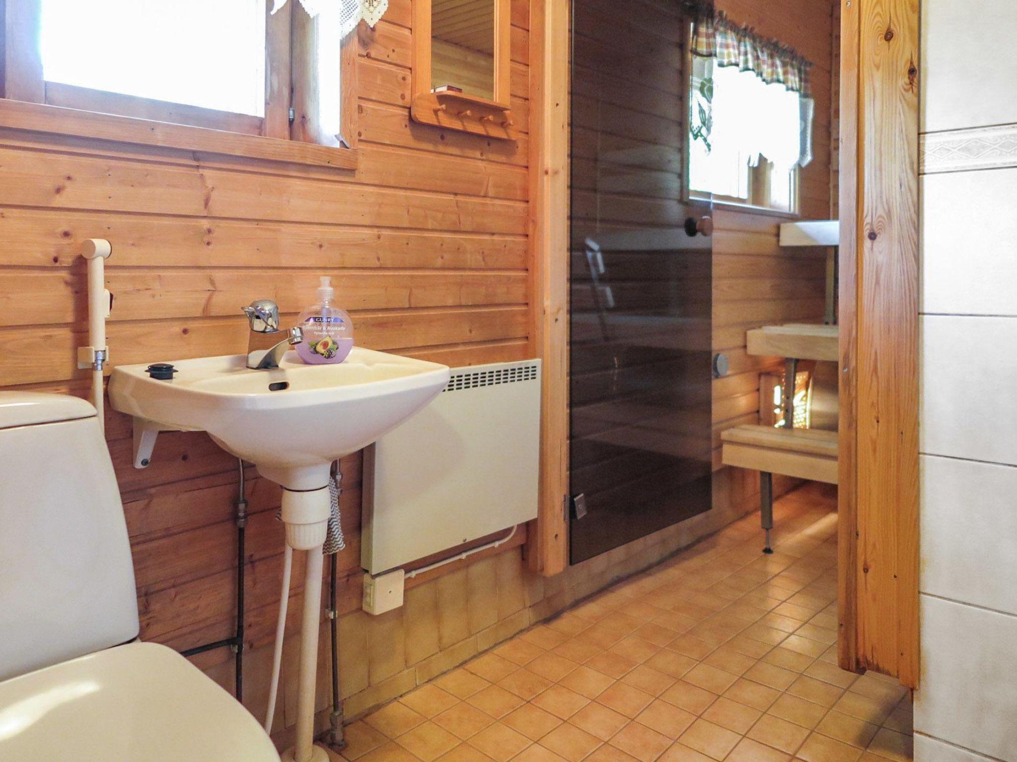 Photo 14 - Maison de 1 chambre à Enontekiö avec sauna et vues sur la montagne