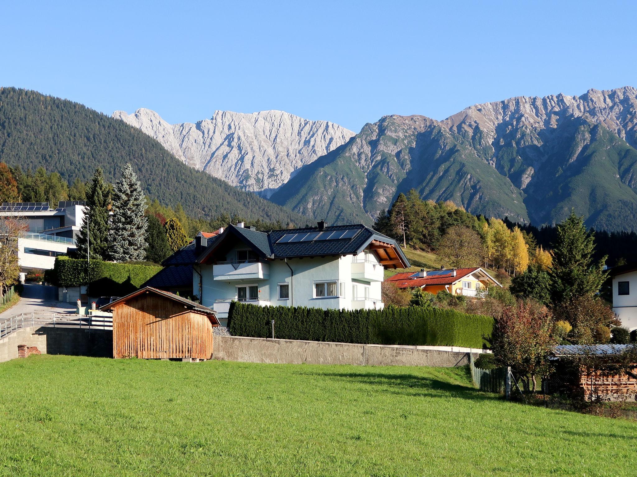 Photo 1 - Appartement de 2 chambres à Imst avec jardin et vues sur la montagne