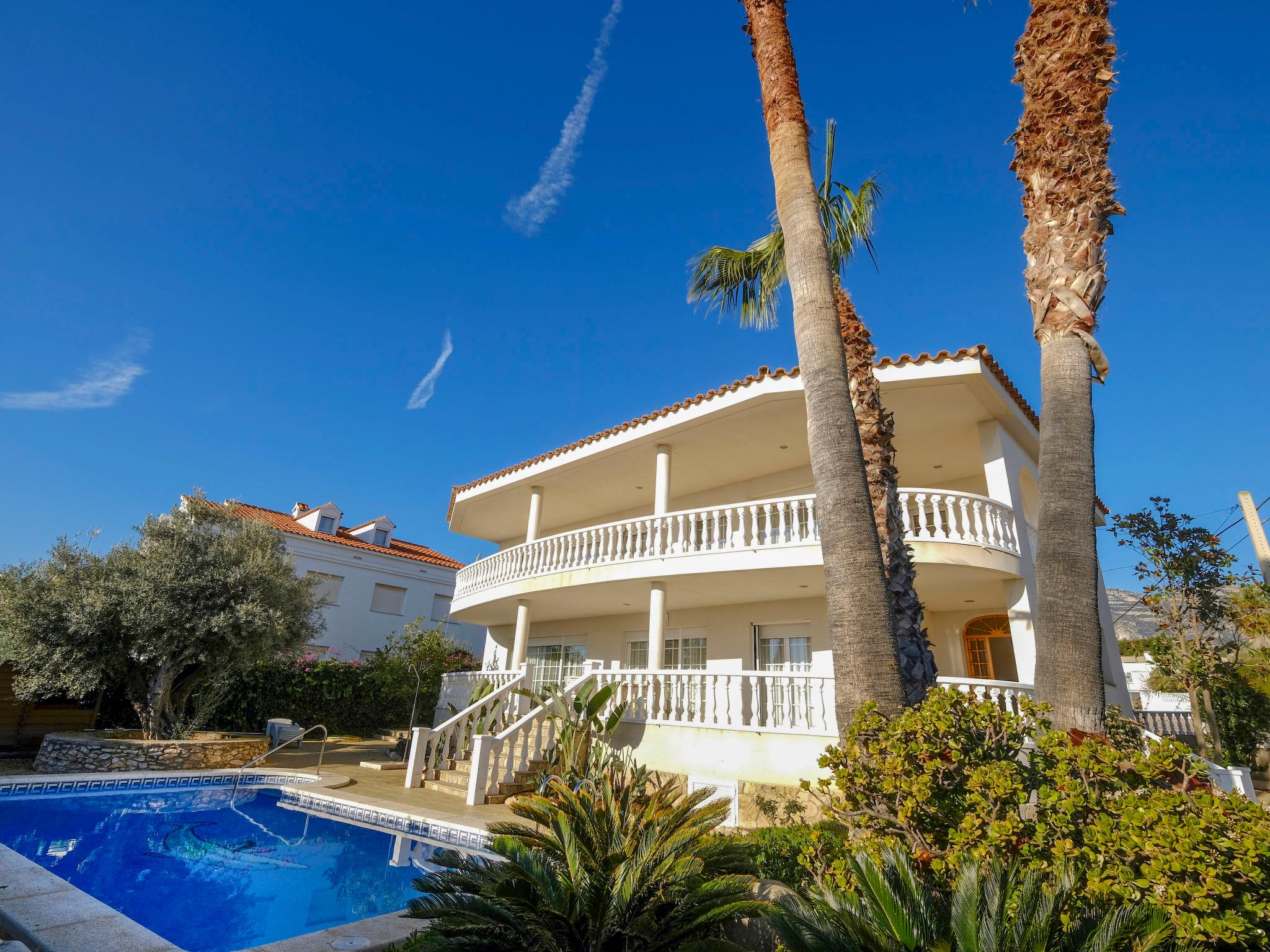 Foto 26 - Casa de 6 habitaciones en Alcanar con piscina privada y jardín