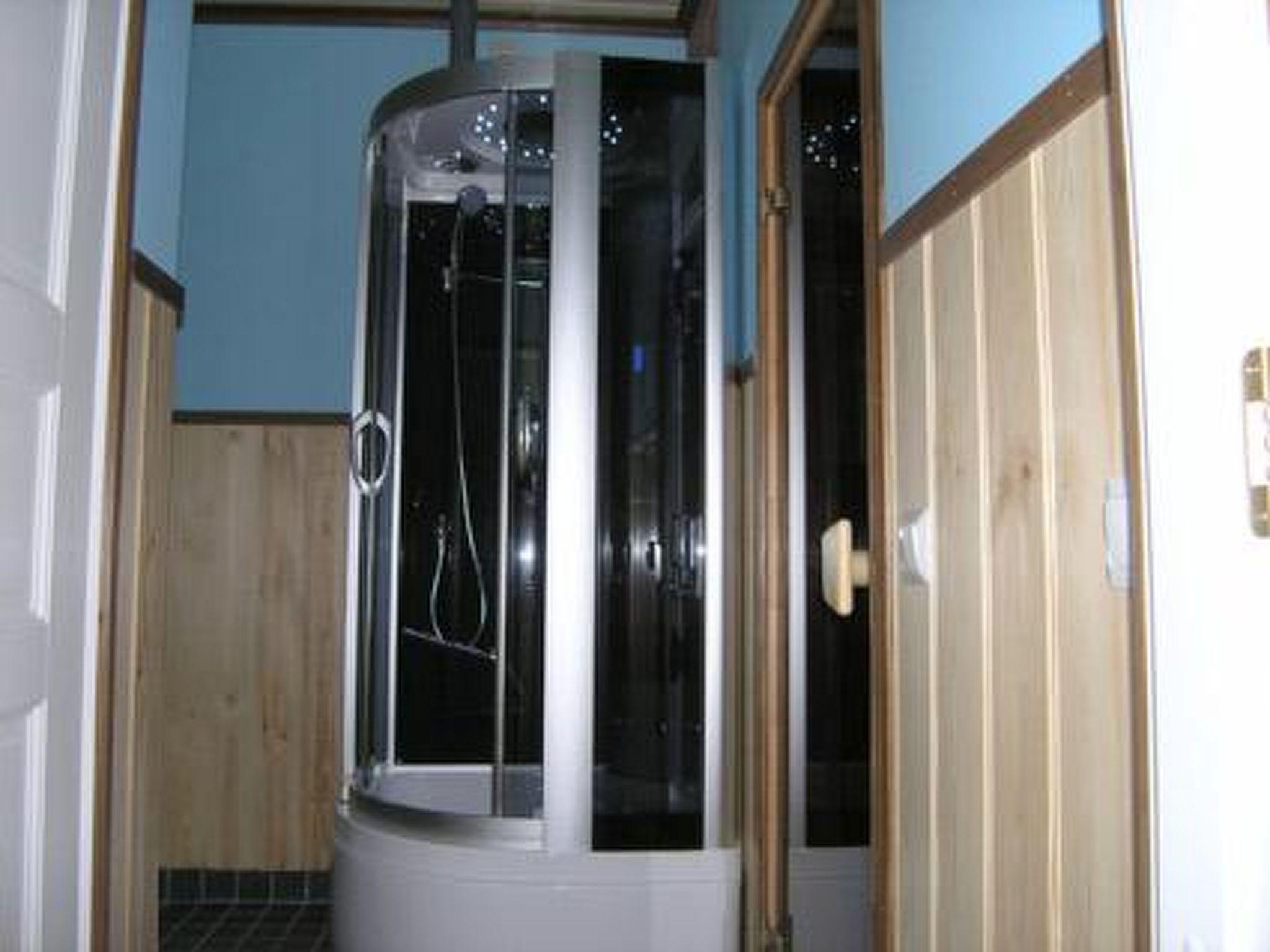 Foto 40 - Casa de 2 habitaciones en Heinävesi con sauna