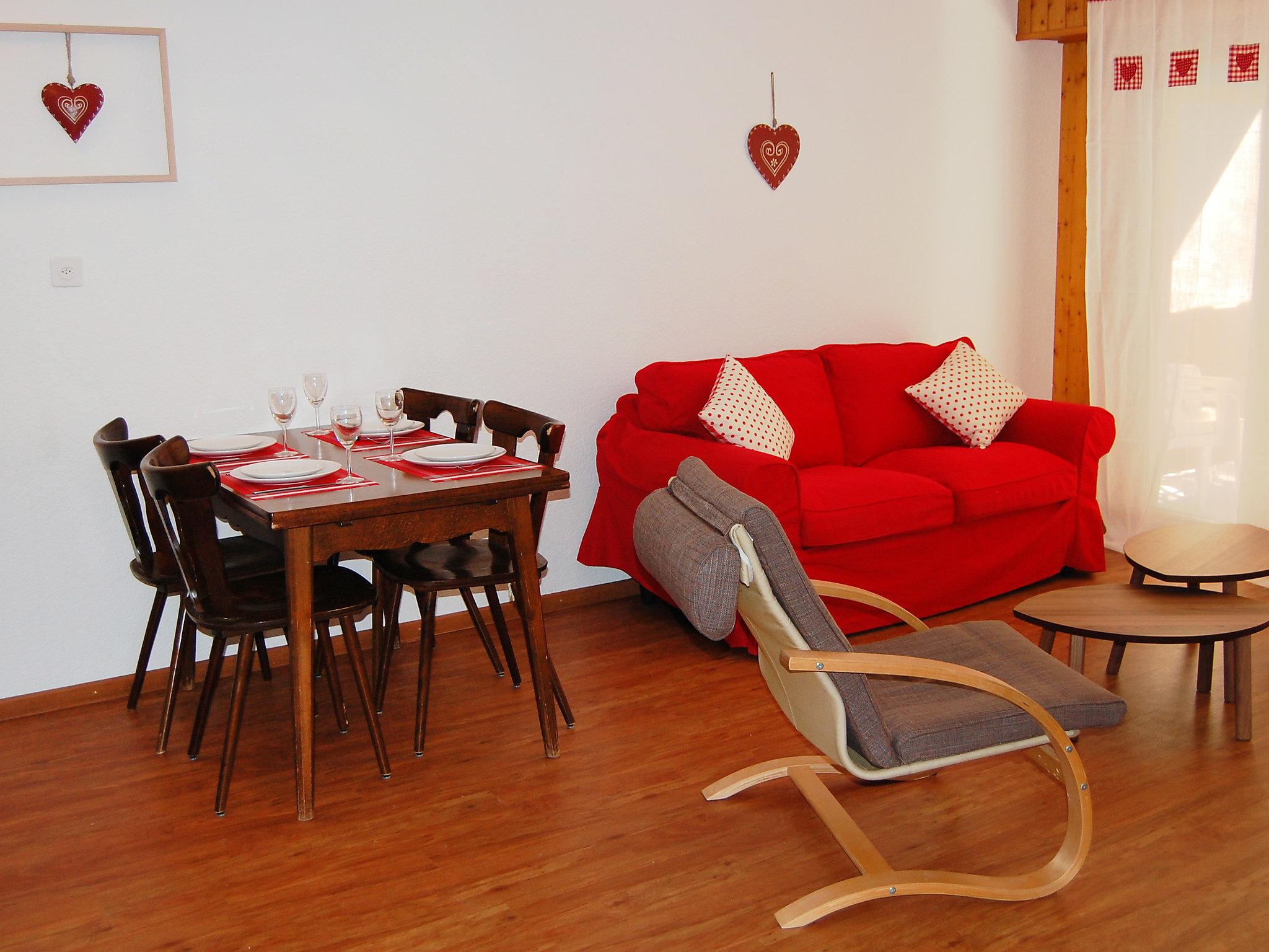 Photo 3 - 1 bedroom Apartment in Nendaz with swimming pool and mountain view
